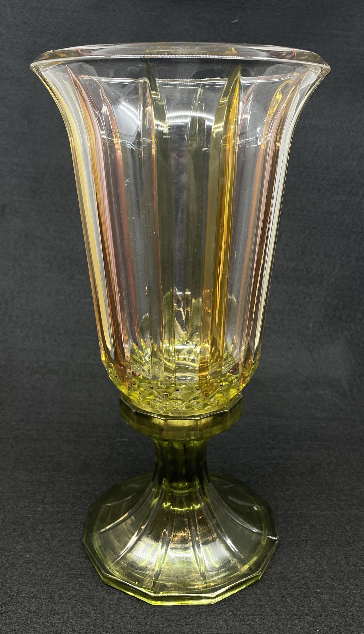 Monica Willard Vase (0H2006)