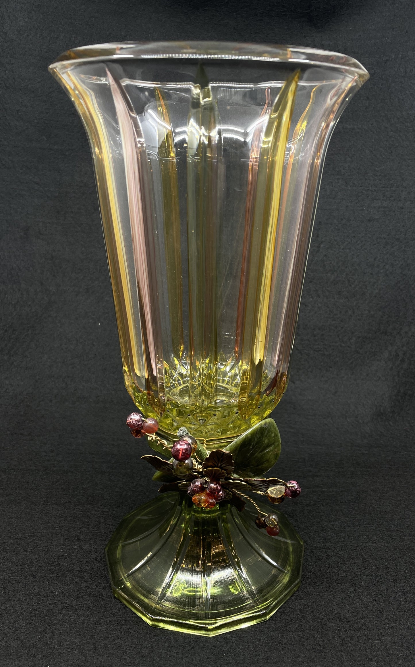 Monica Willard Vase (0H2005)