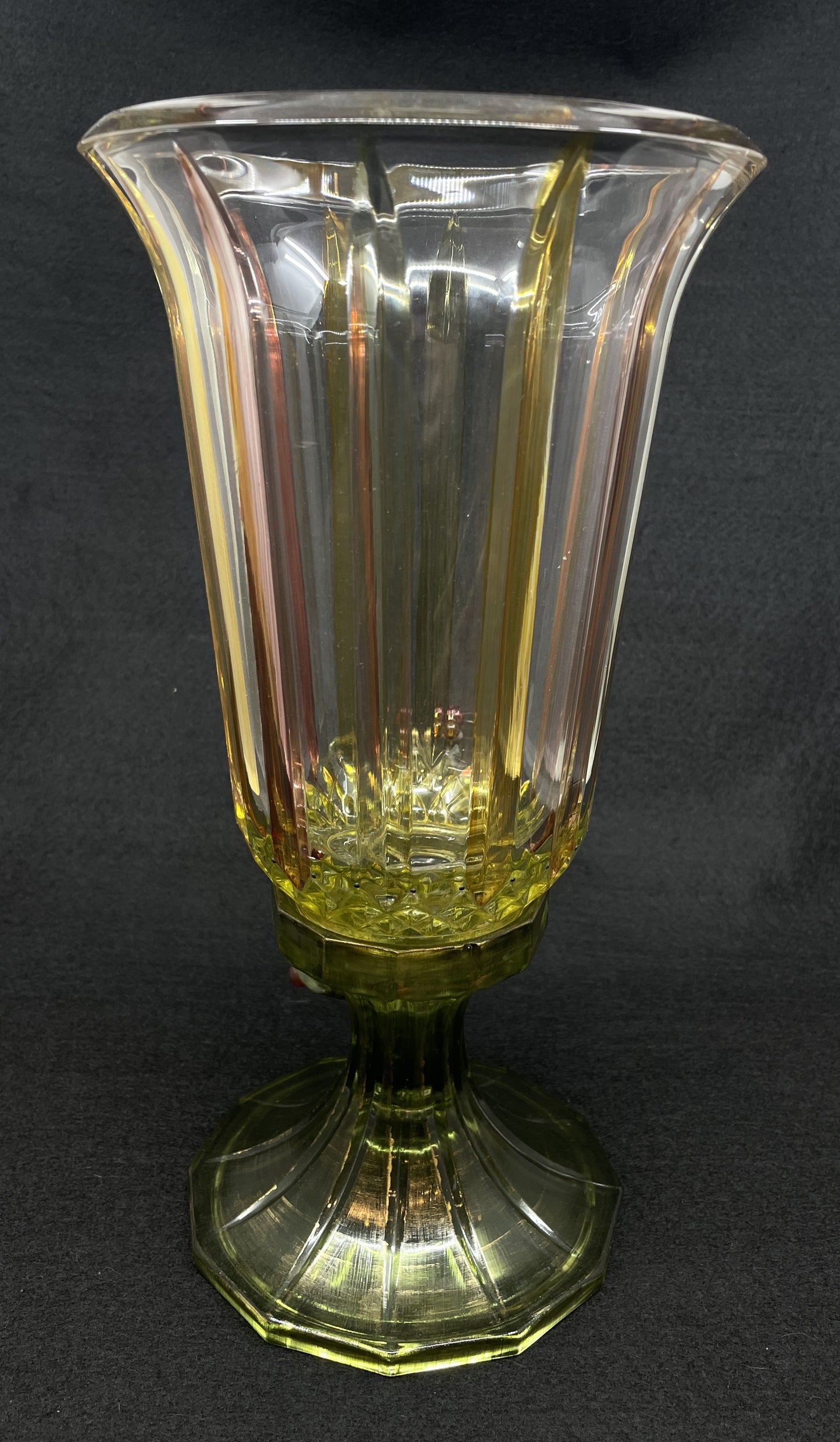 Monica Willard Vase (0H2005)