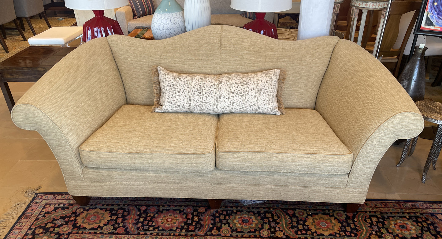 Stickley Camelback Sofa (0HS003)