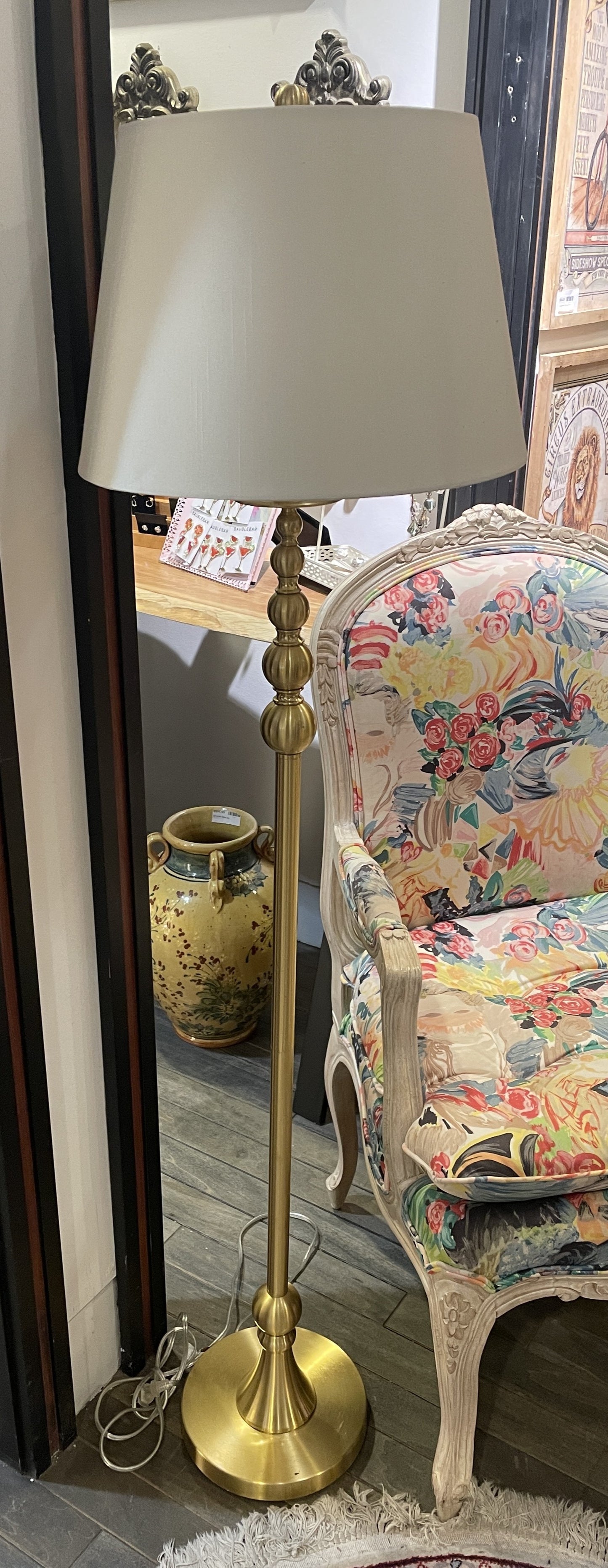 Gold Floor Lamp (0HO010)