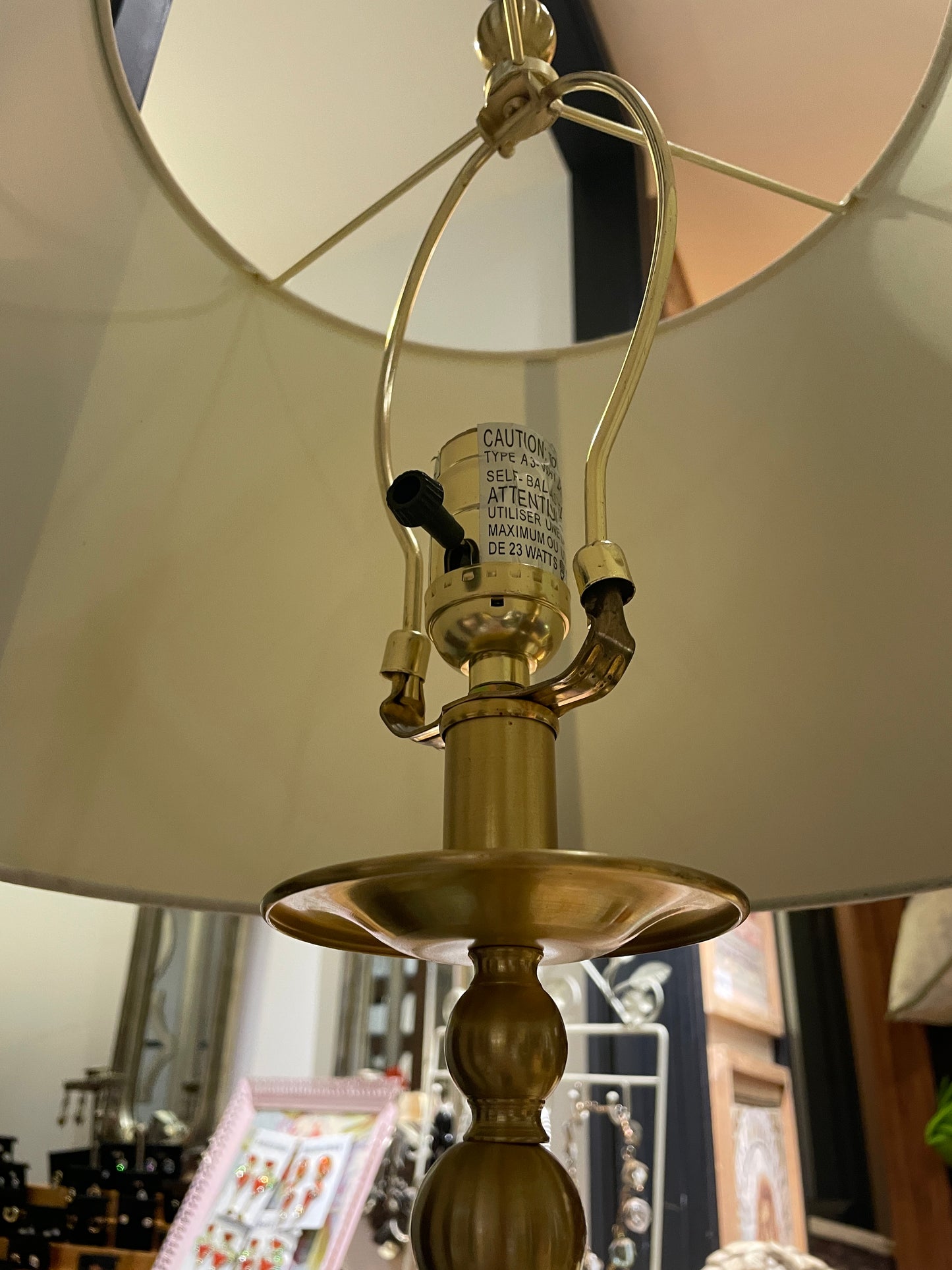 Gold Floor Lamp (0HO010)