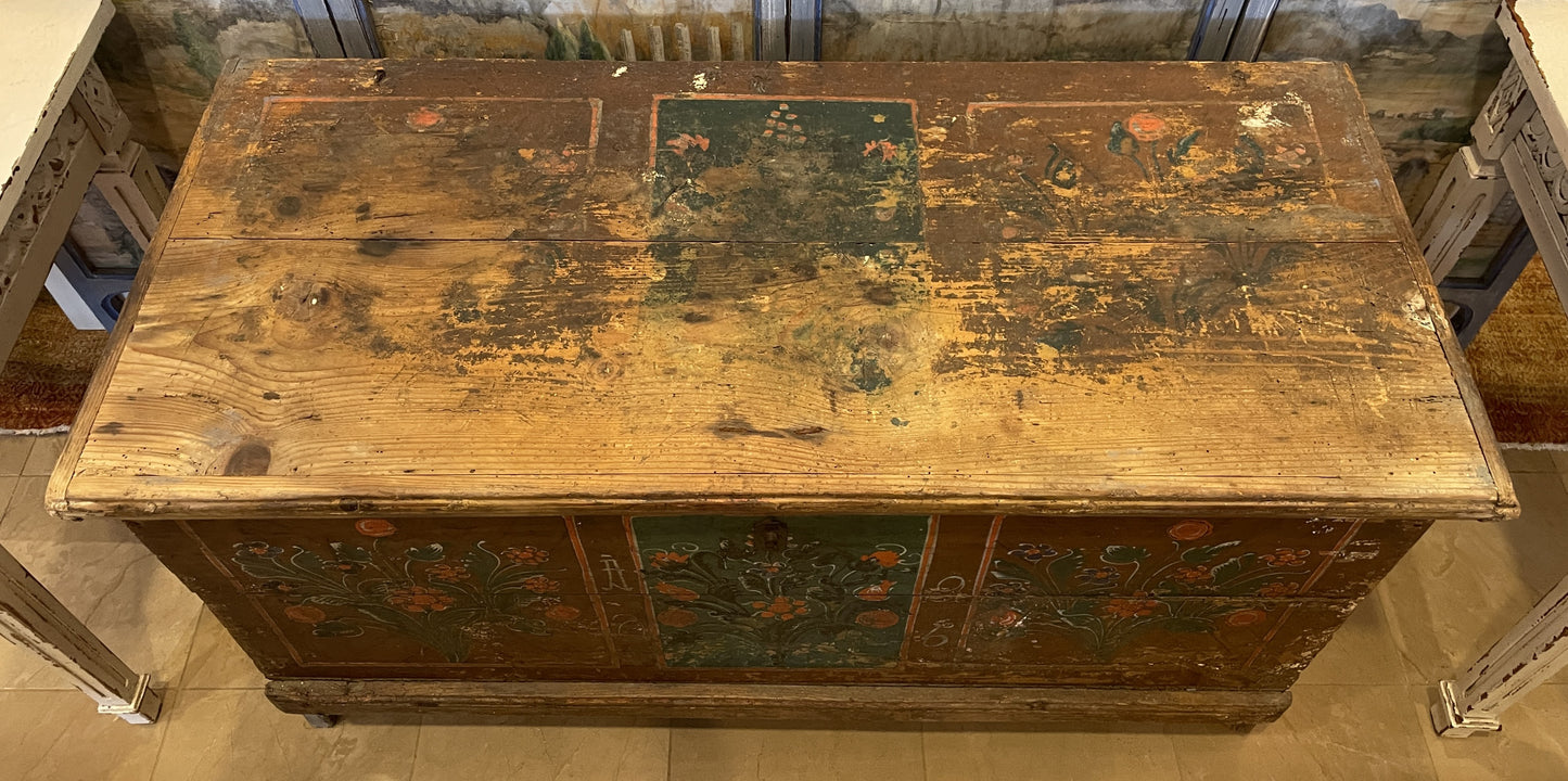 Pennsylvania Dutch Blanket Chest, AS IS (01B028)