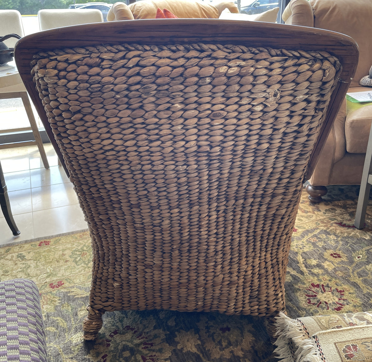 British Colonial Arm Chair (01B01Y)