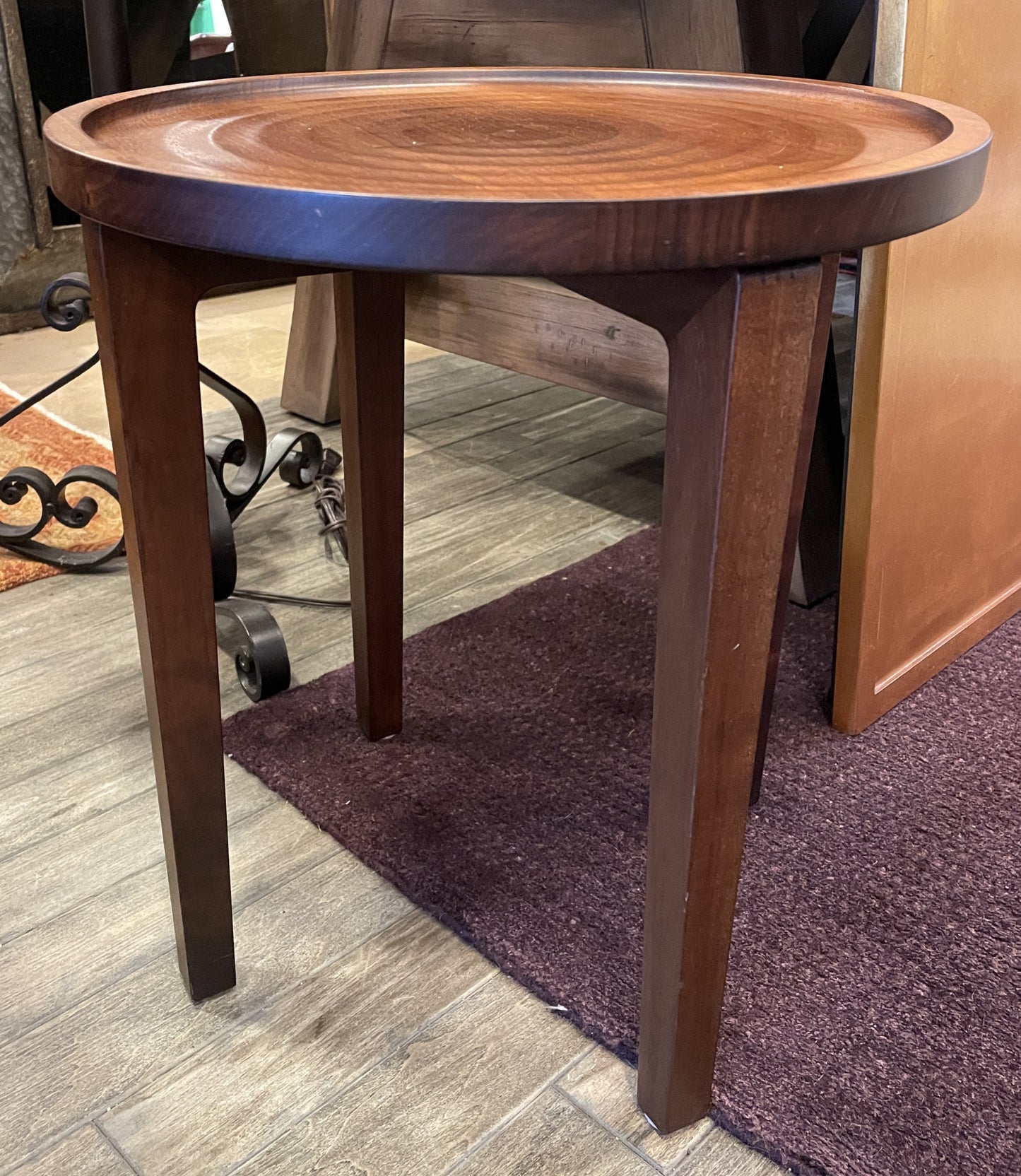 Flexform Round End Table (01B02G)