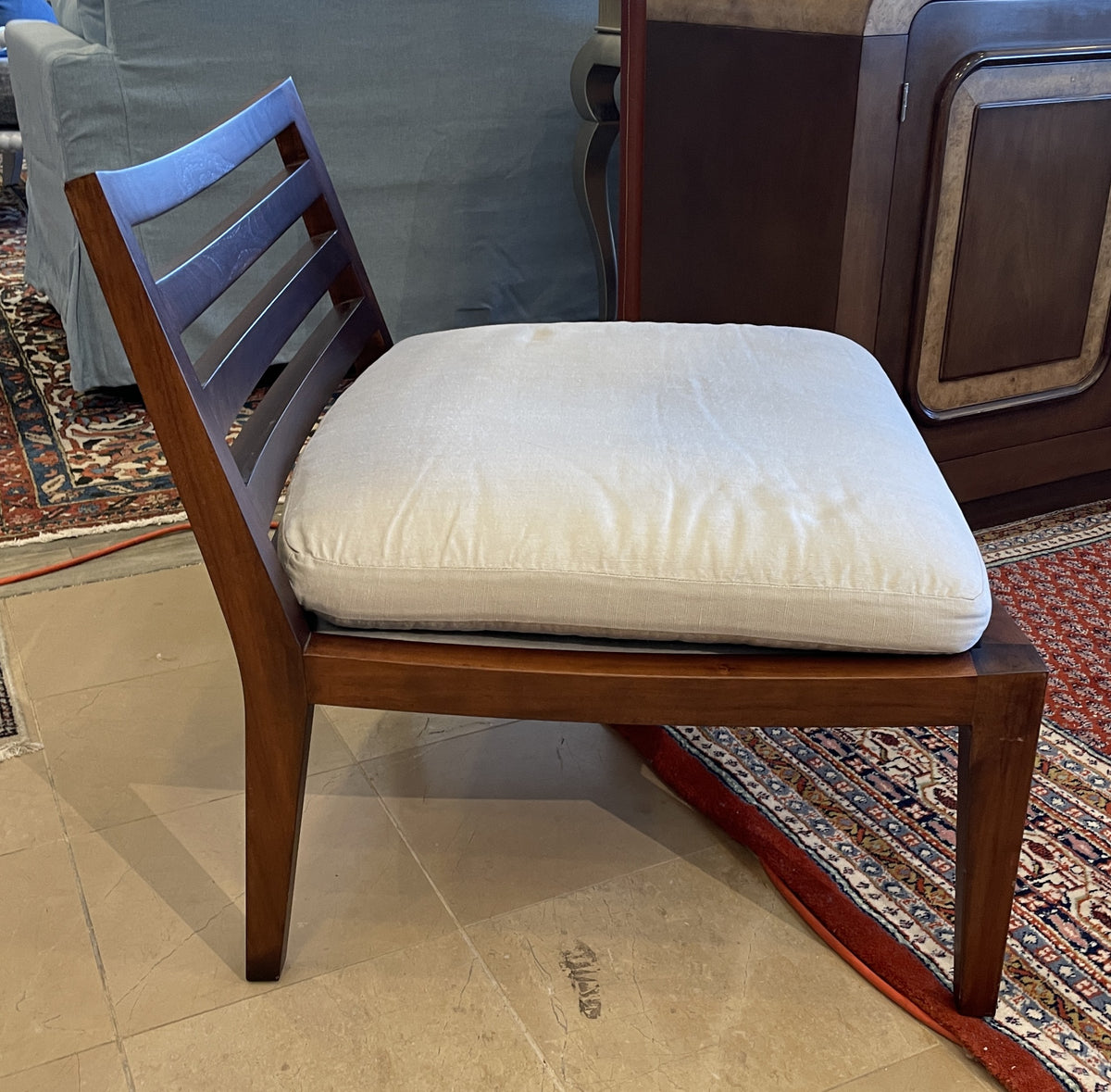 Flexform Italy Occassional Chair (01B02H)