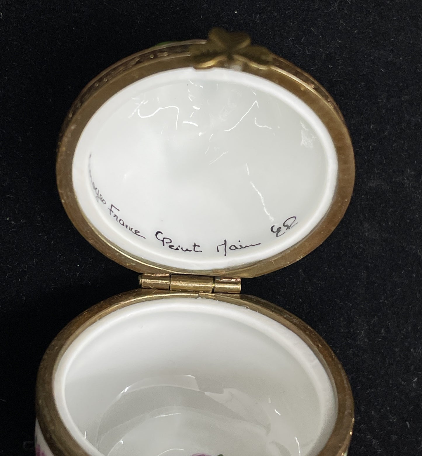 Limoges Pear Trinket Box (0I0002)