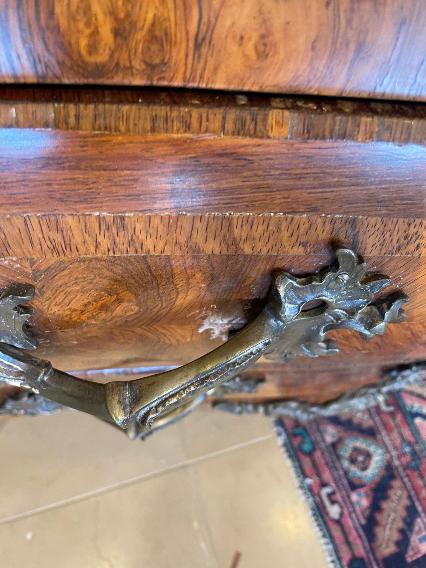 Antique Louis XV Bombe Satinwood Commode with Bronze Ormolu (05B006)