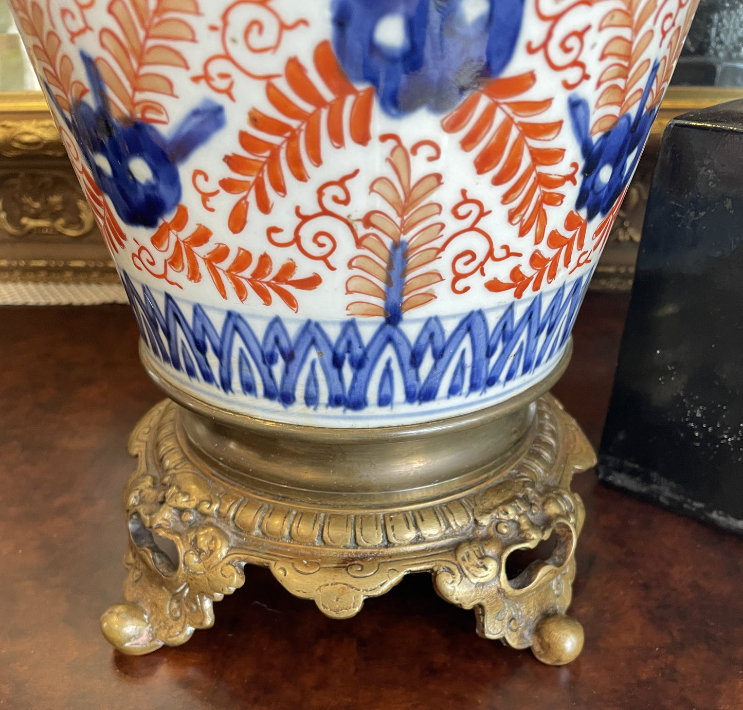 Antique 19th Century Japanese Imari Table Lamps Mounted on Bronze, a pair (05B00A)