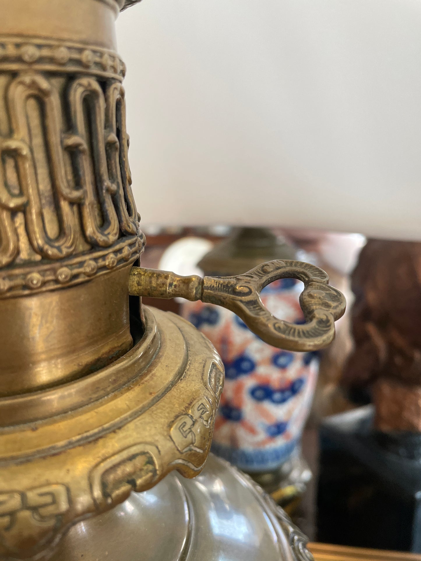 Antique 19th Century Japanese Imari Table Lamps Mounted on Bronze, a pair (05B00A)