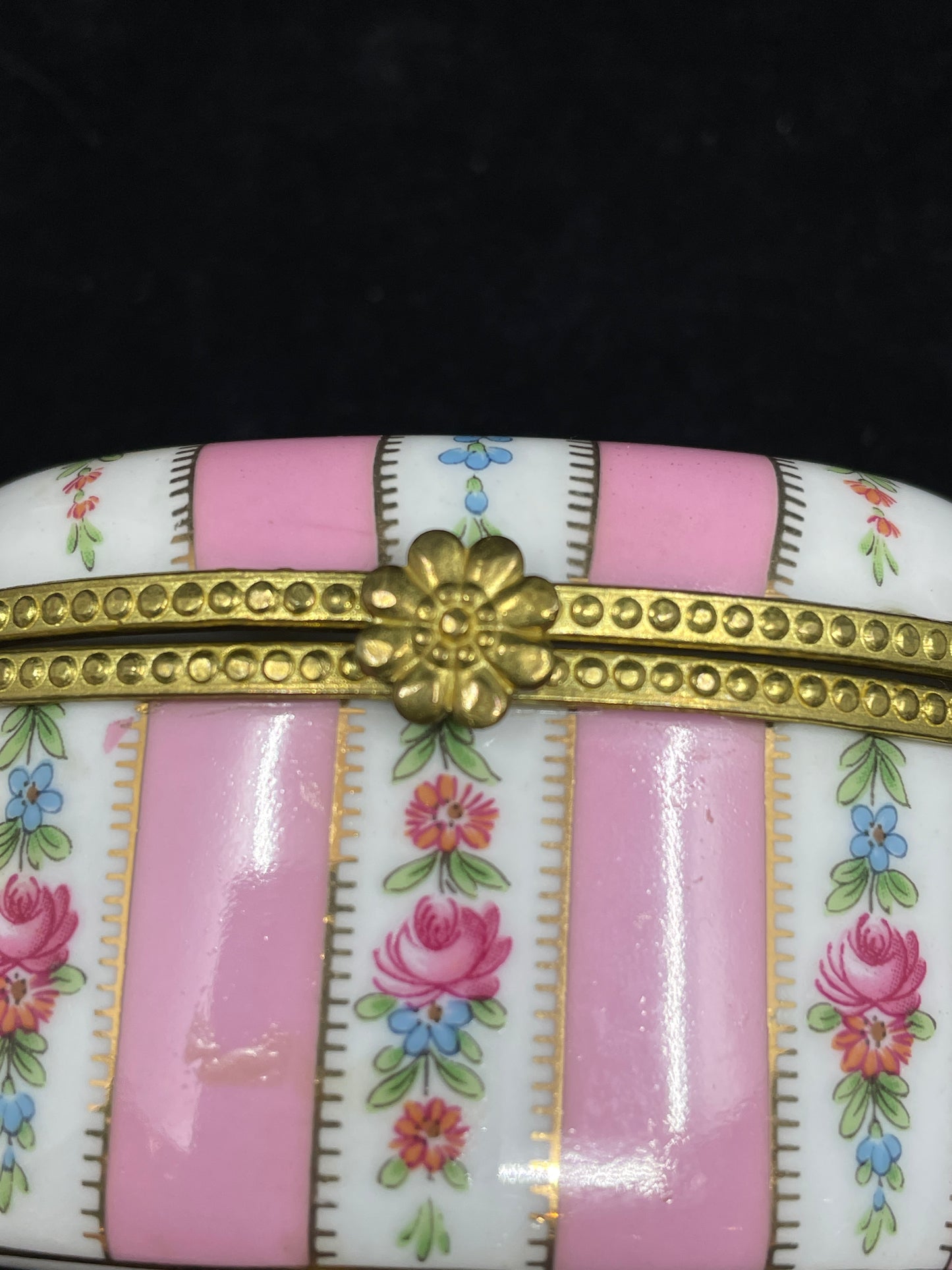 Limoges Floral Oval Trinket Box (0I0007)