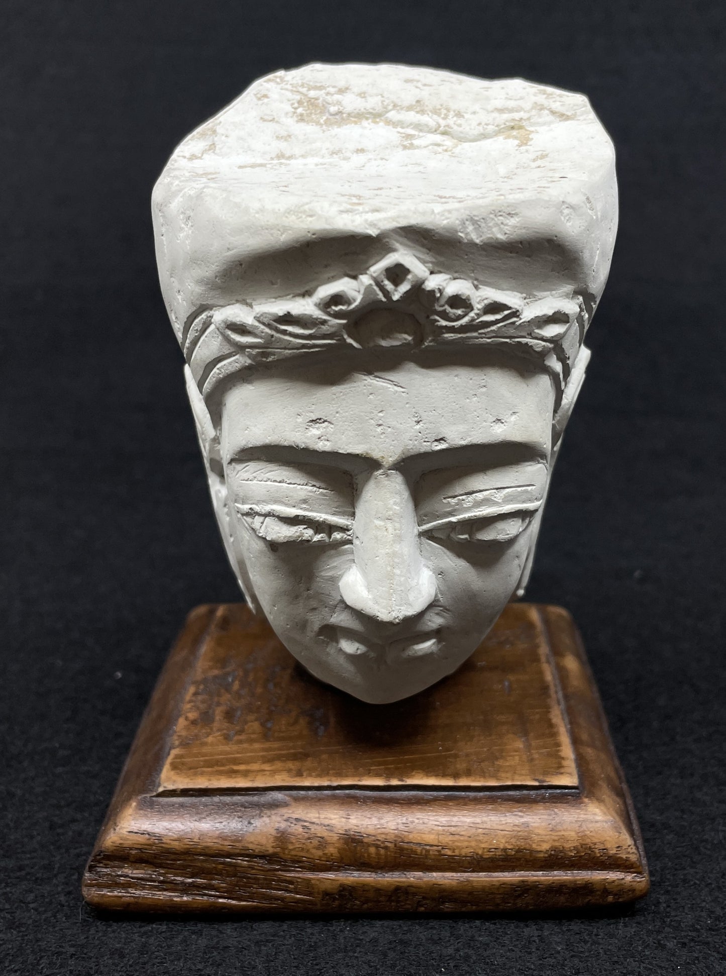 Balinese Stone Head (05B00I)