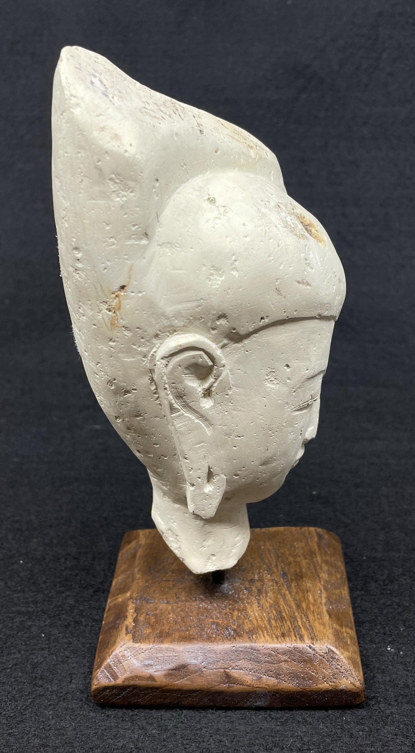 Balinese Stone Head (05B00K)