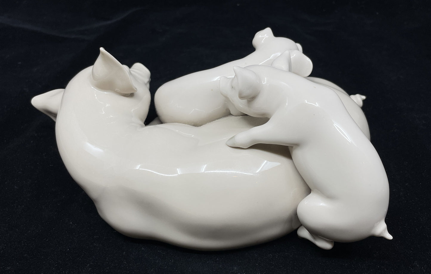 Lladro "Playful Piglets" #5228, no box (0I000C)