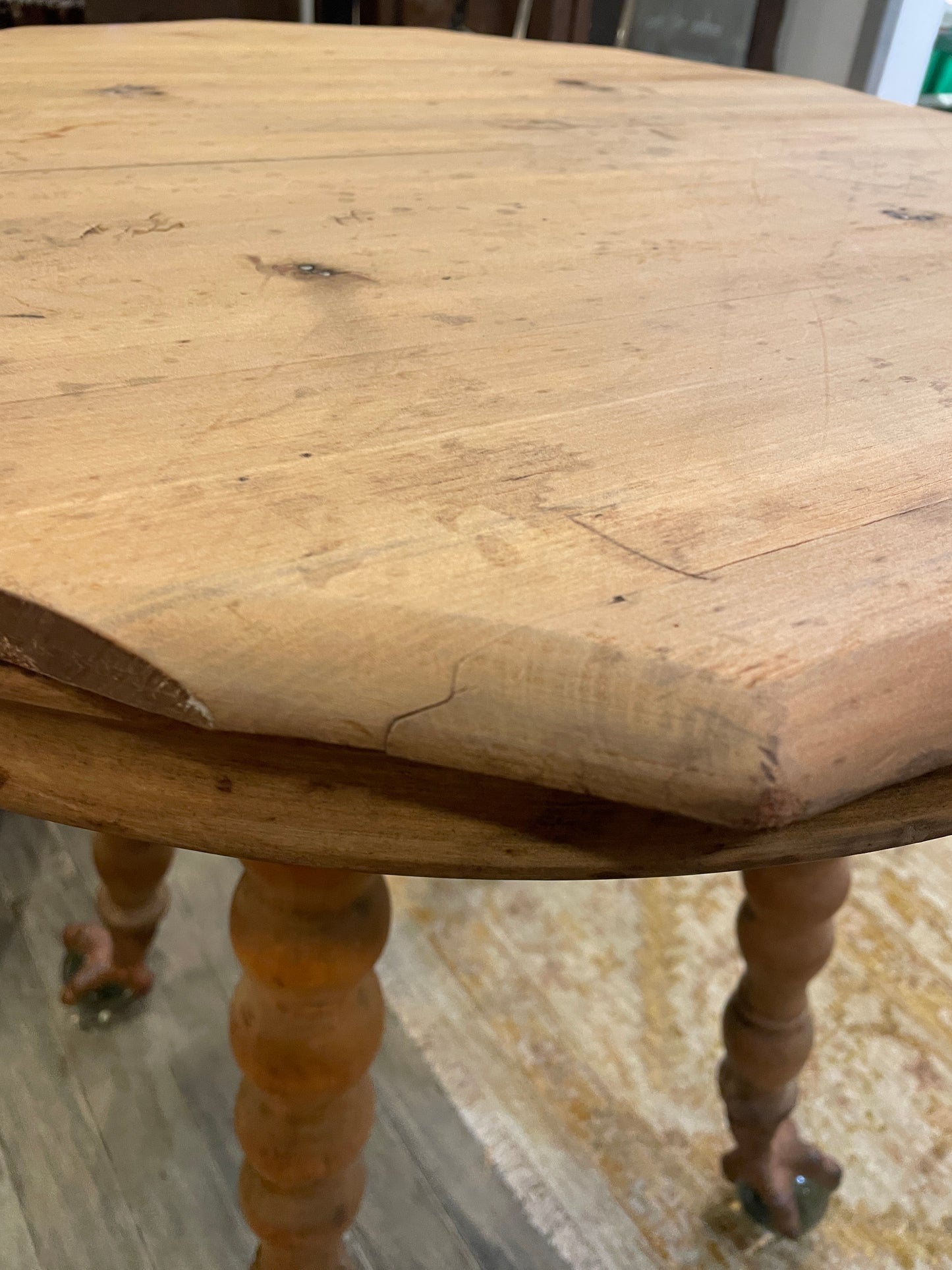 Antique Claw Foot Table, AS IS (0JL04D)