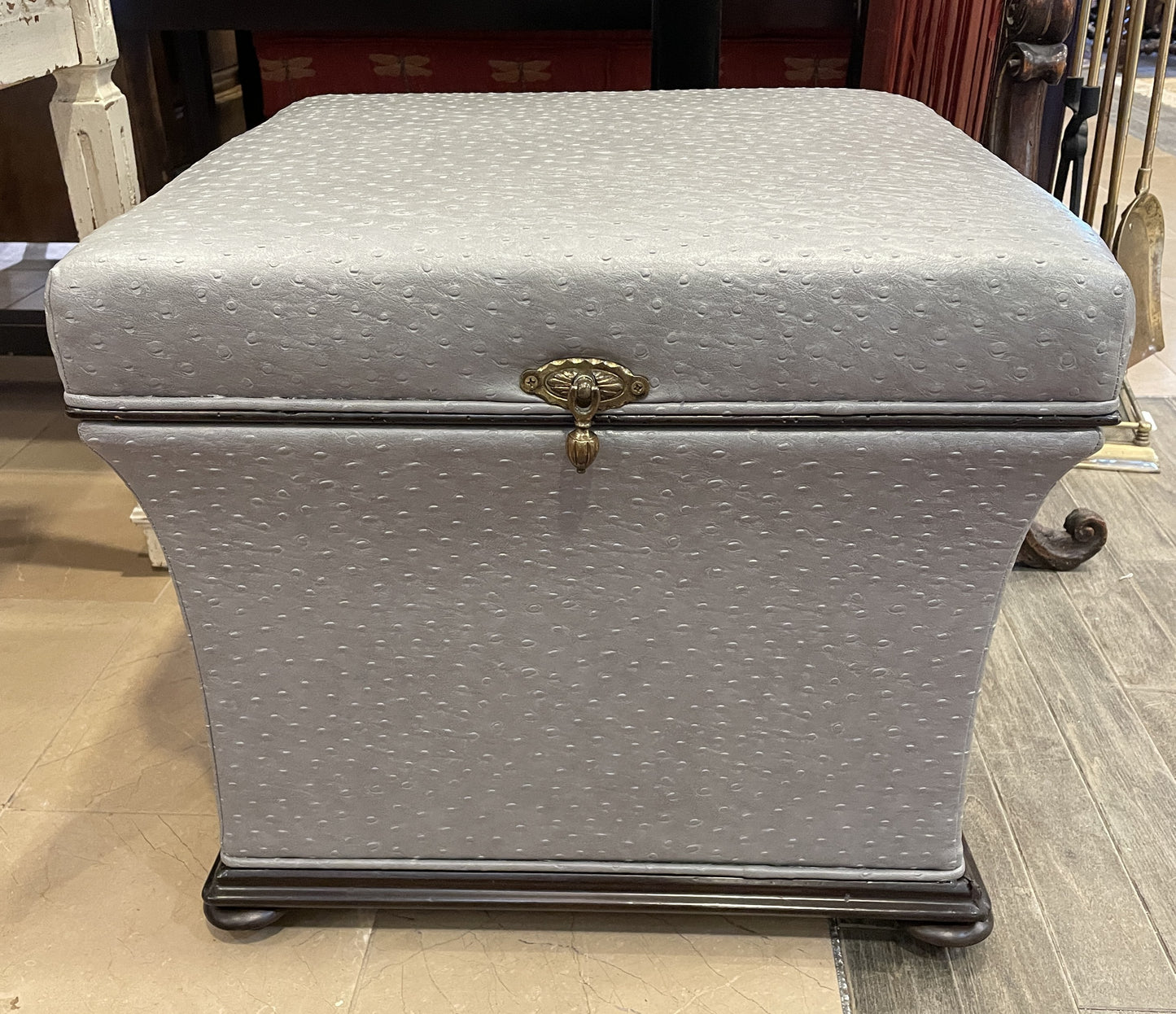 Ostrich Ottoman, AS IS (05B00P)