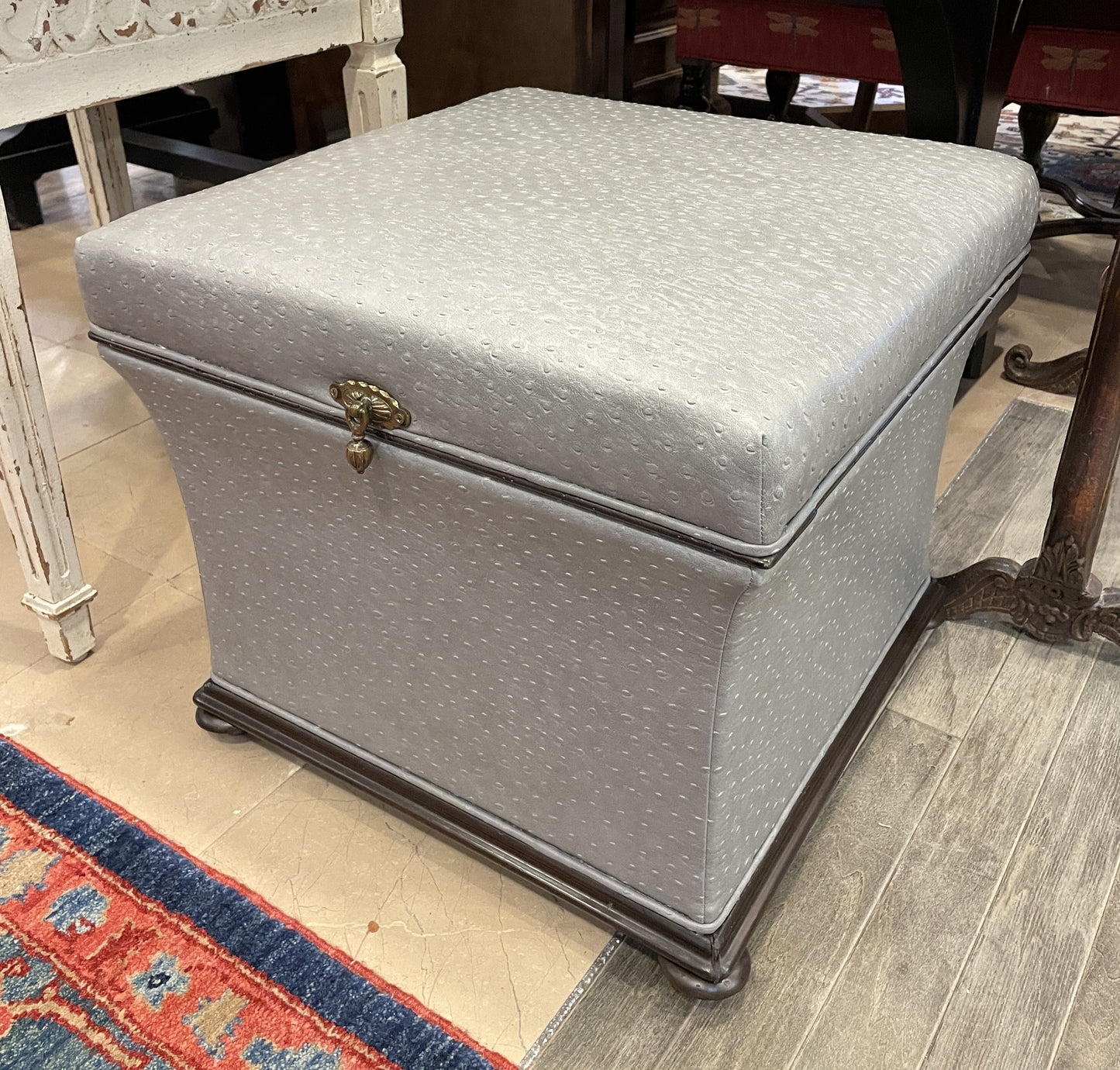 Ostrich Ottoman, AS IS (05B00P)