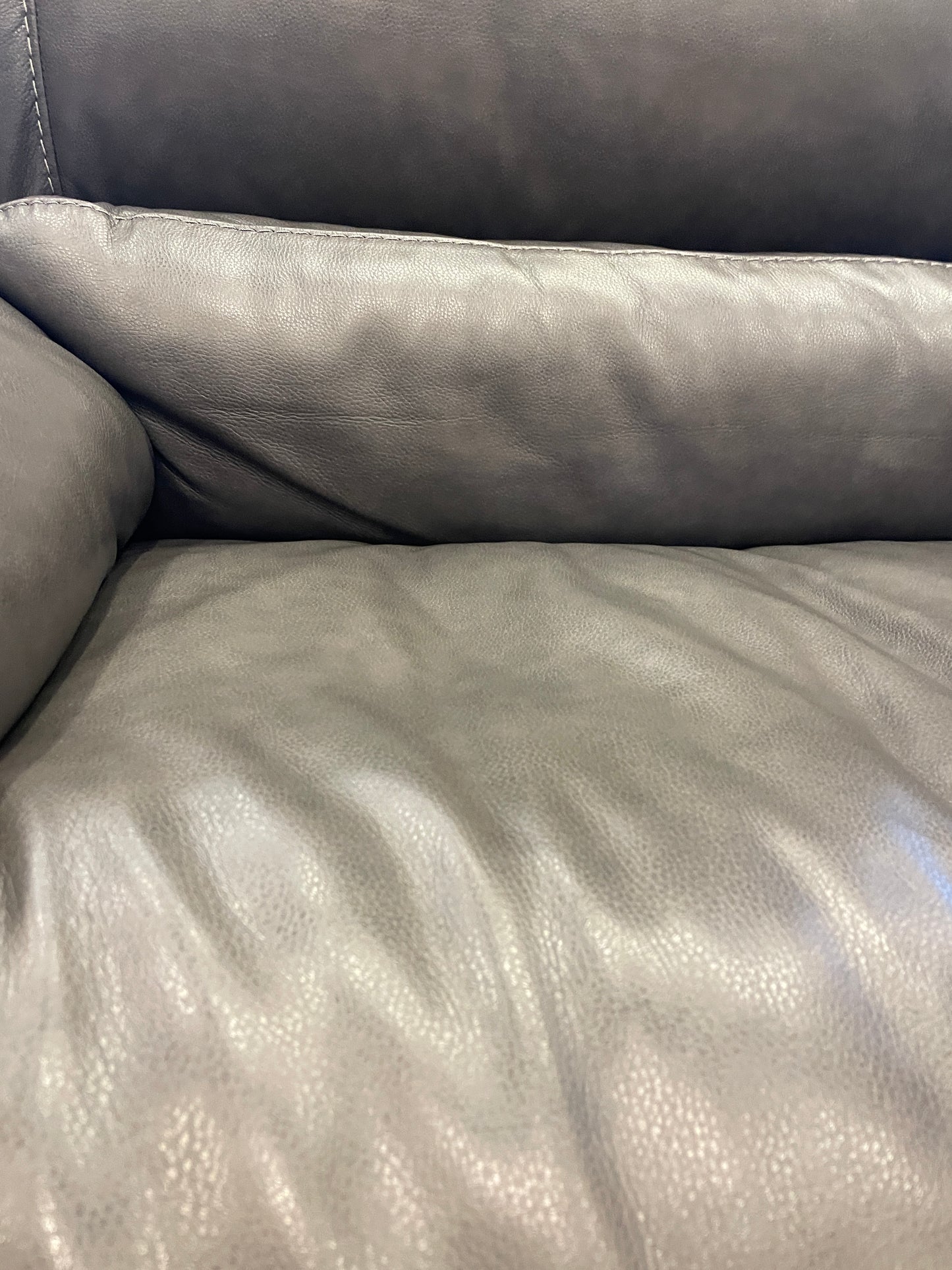 Trayton Gray Leather Sofa (0PC001)