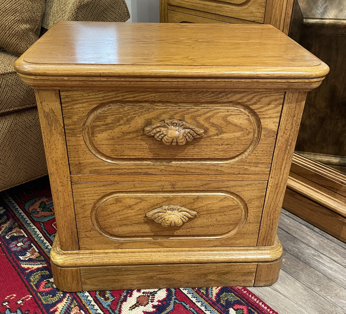Oak Reproduction Victorian Nightstand (0P8004)