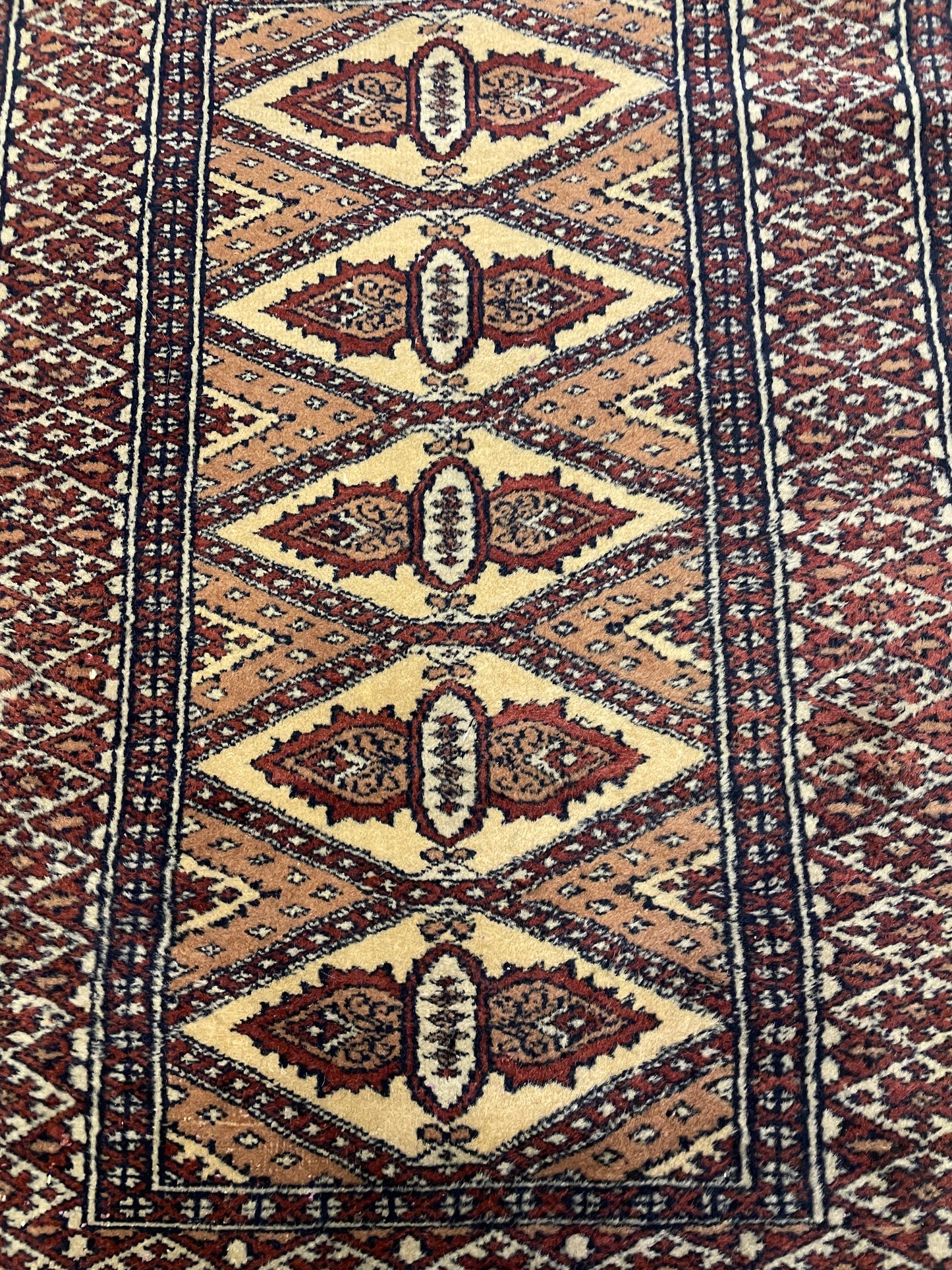 Small Bokhara Prayer Rug (Approx. 2'x3') (0LN00F)