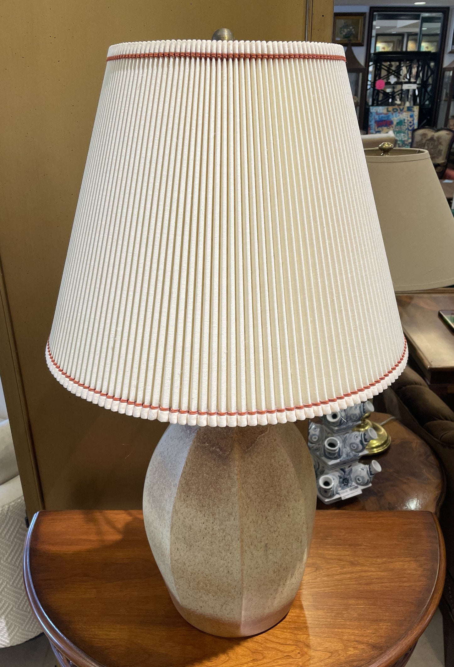 Vintage Haeger Pottery Lamp (0LN004)