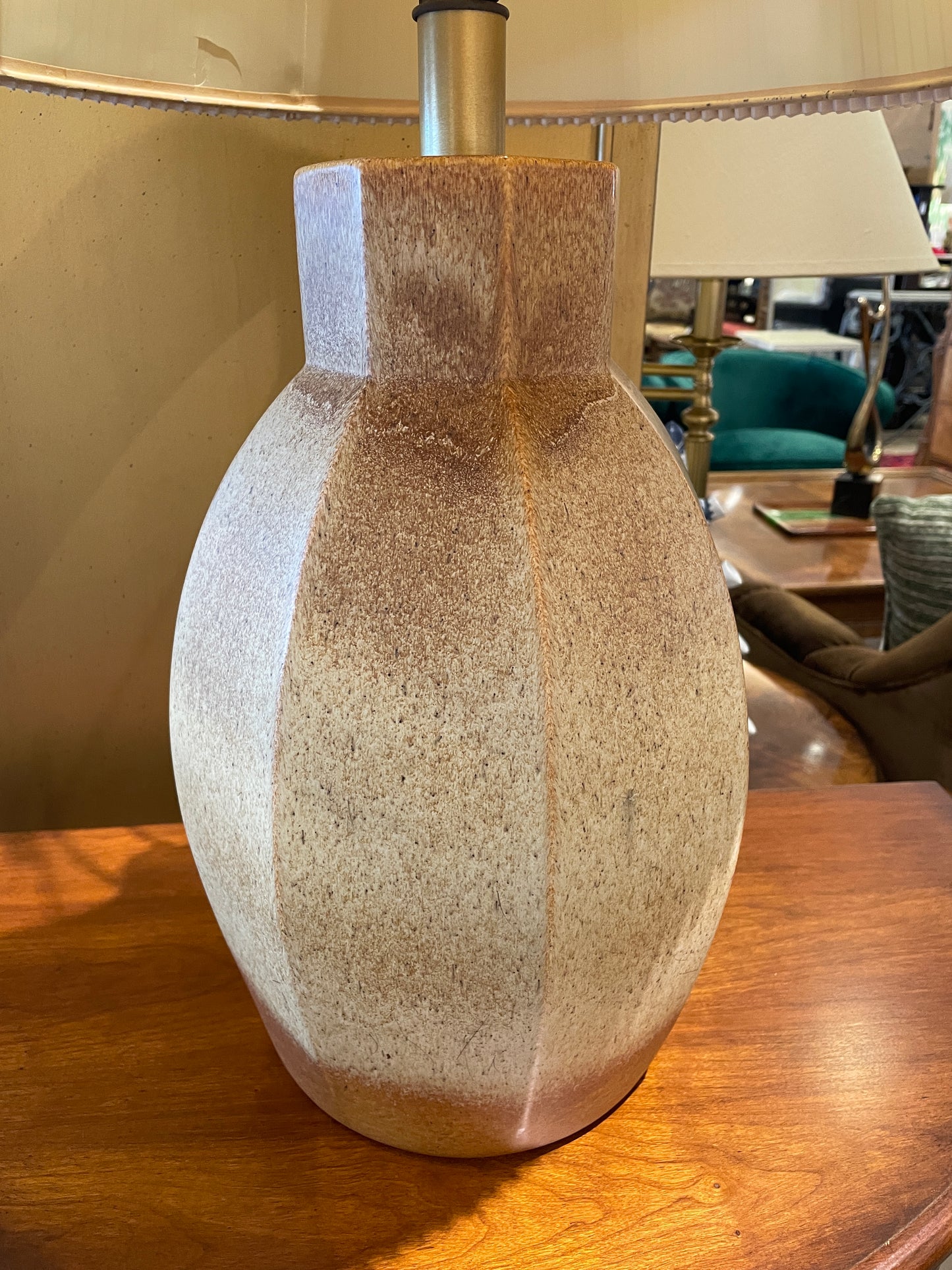 Vintage Haeger Pottery Lamp (0LN004)