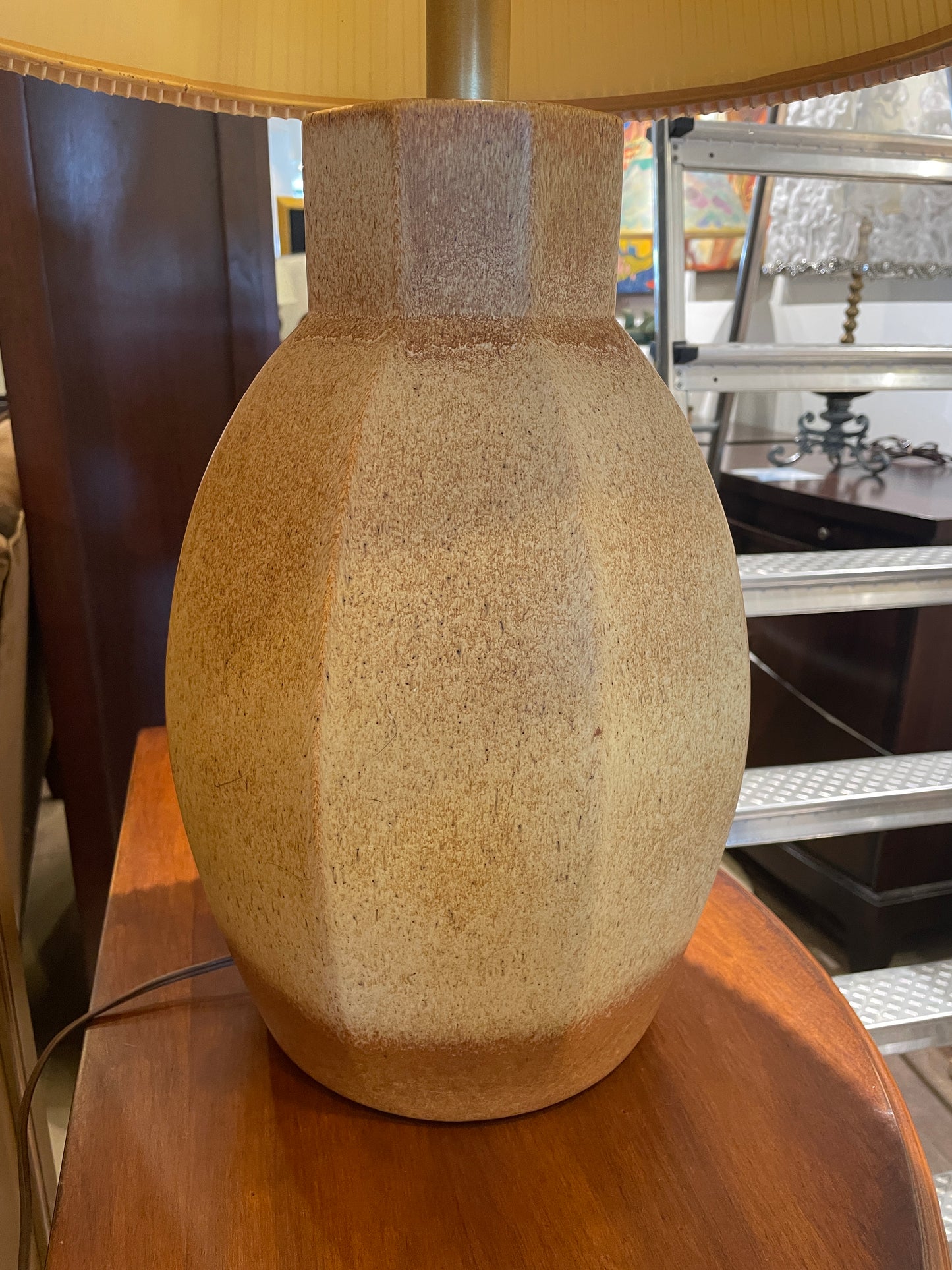 Vintage Haeger Pottery Lamp (0LN004)