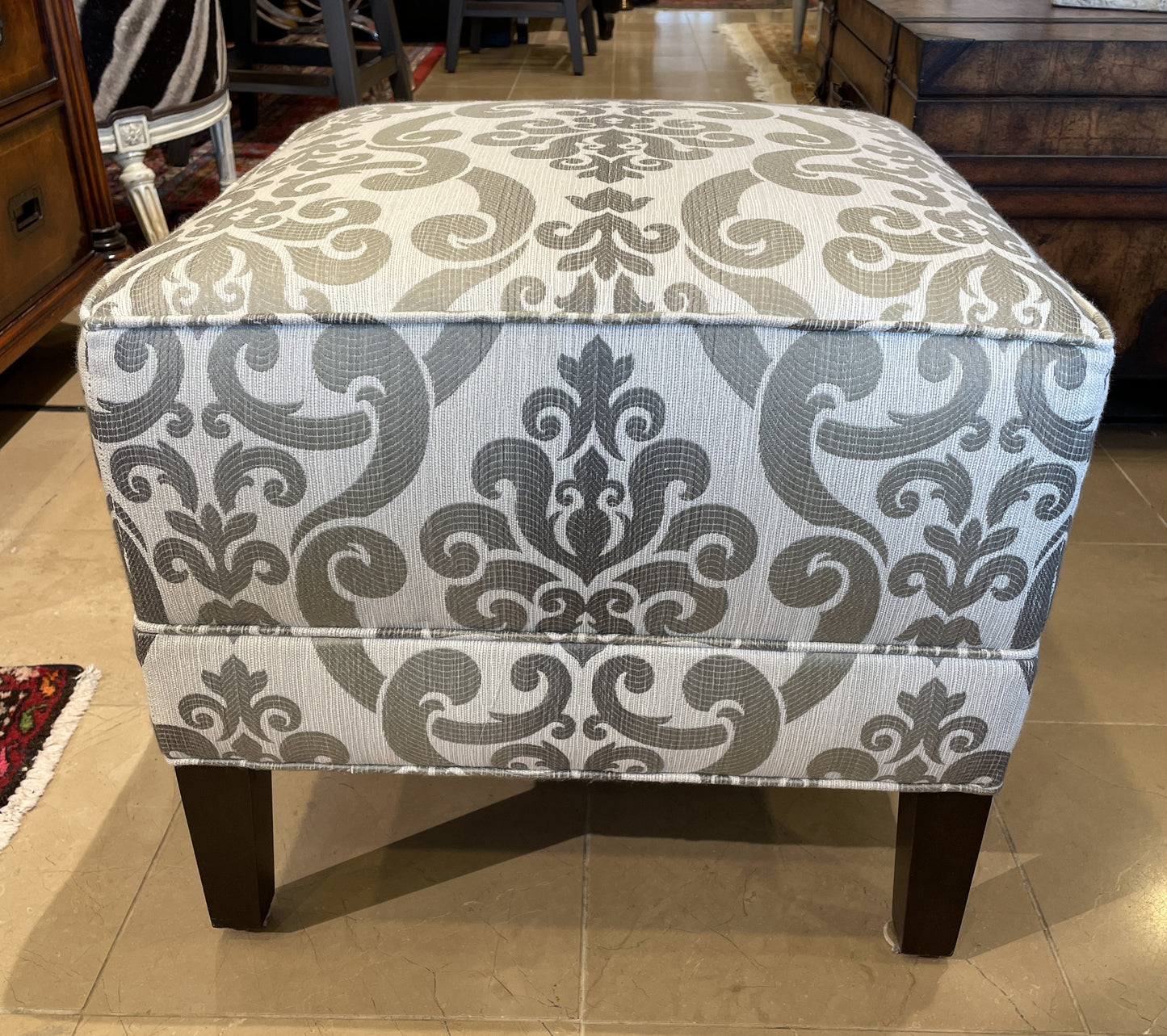 Ethan Allen Parker Ottoman (Two available) (0I600I)