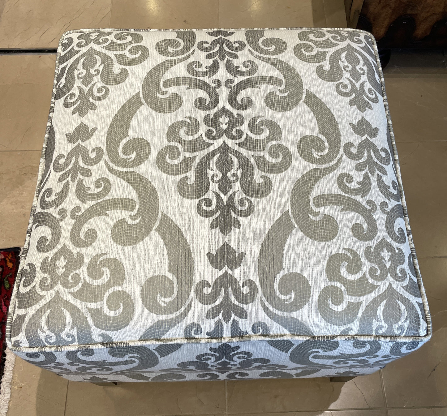 Ethan Allen Parker Ottoman (Two available) (0I600I)
