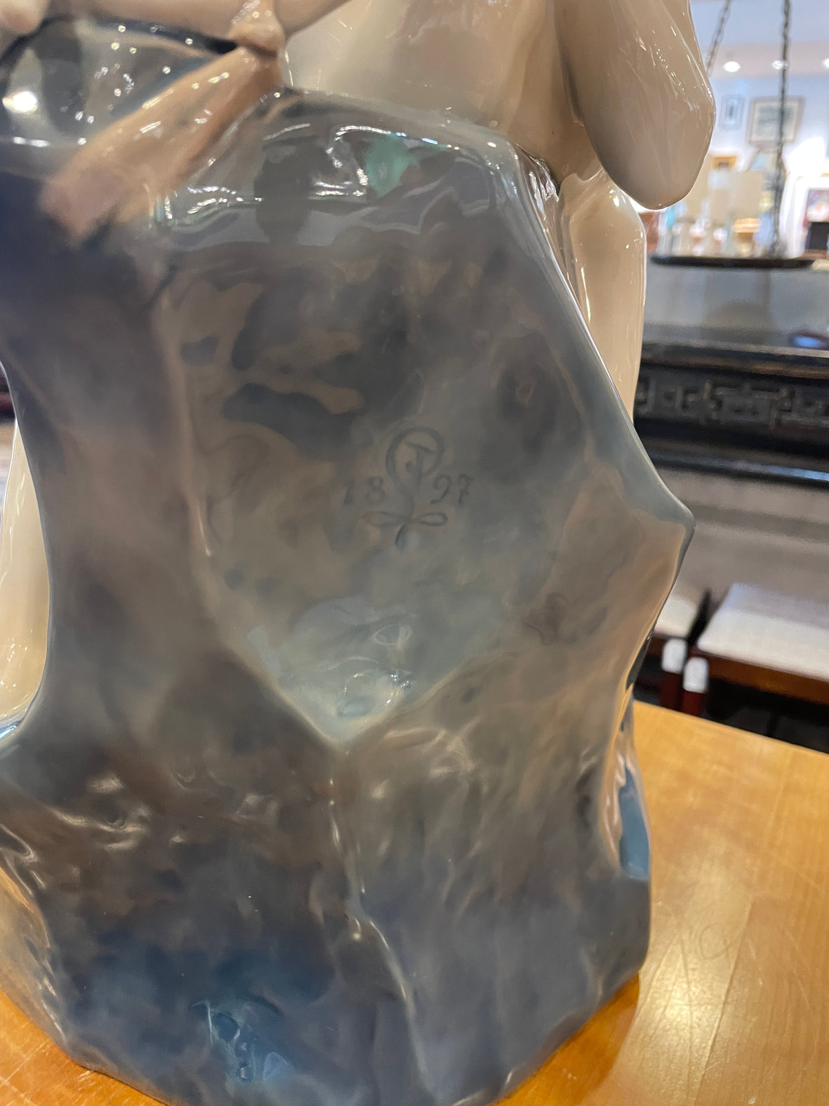 Royal Copenhagen "Wave and Rock" #1132 (0PN007)