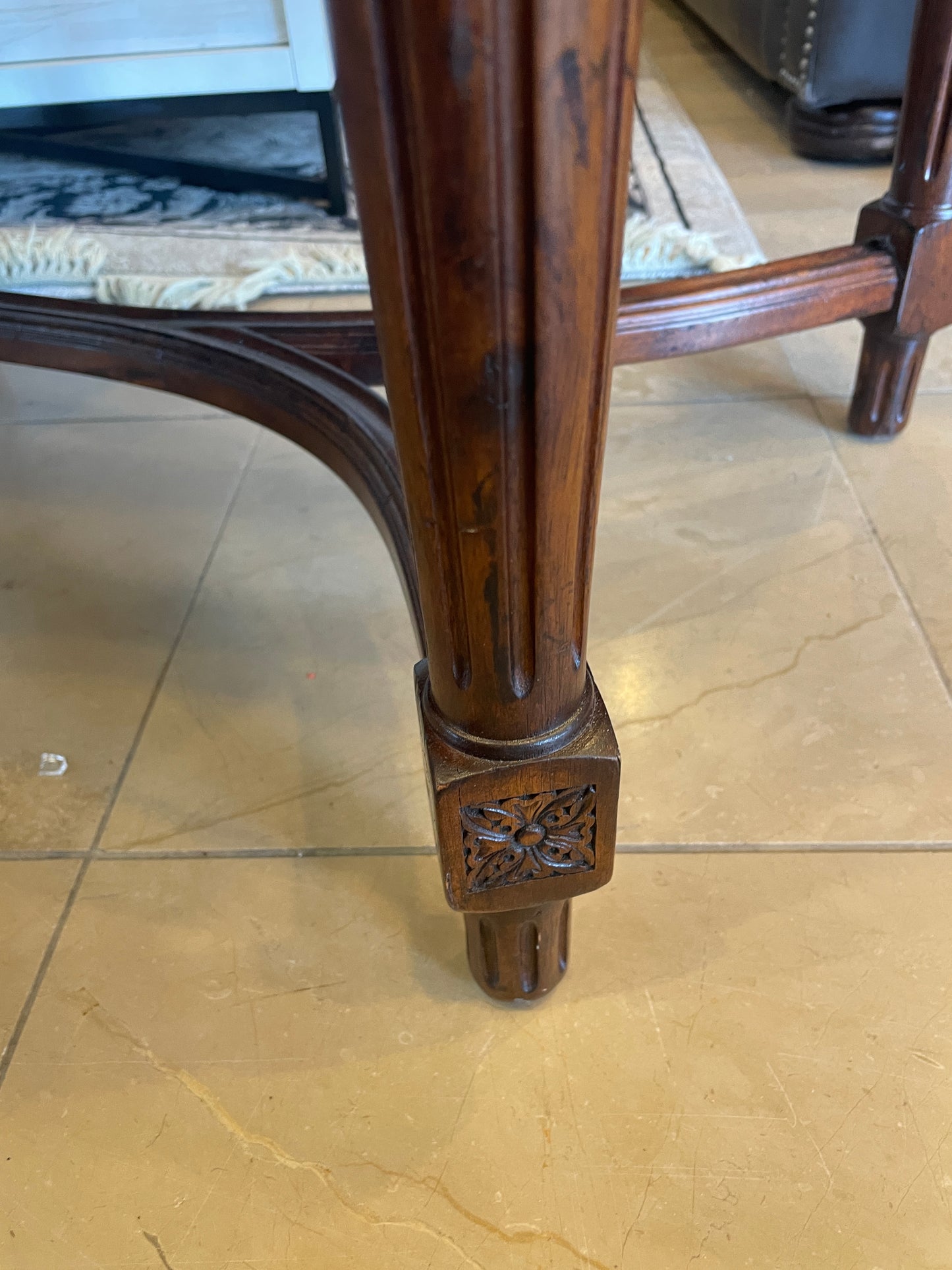 Tufted Kidney Shaped Bench, Reupholstered (0LP003)