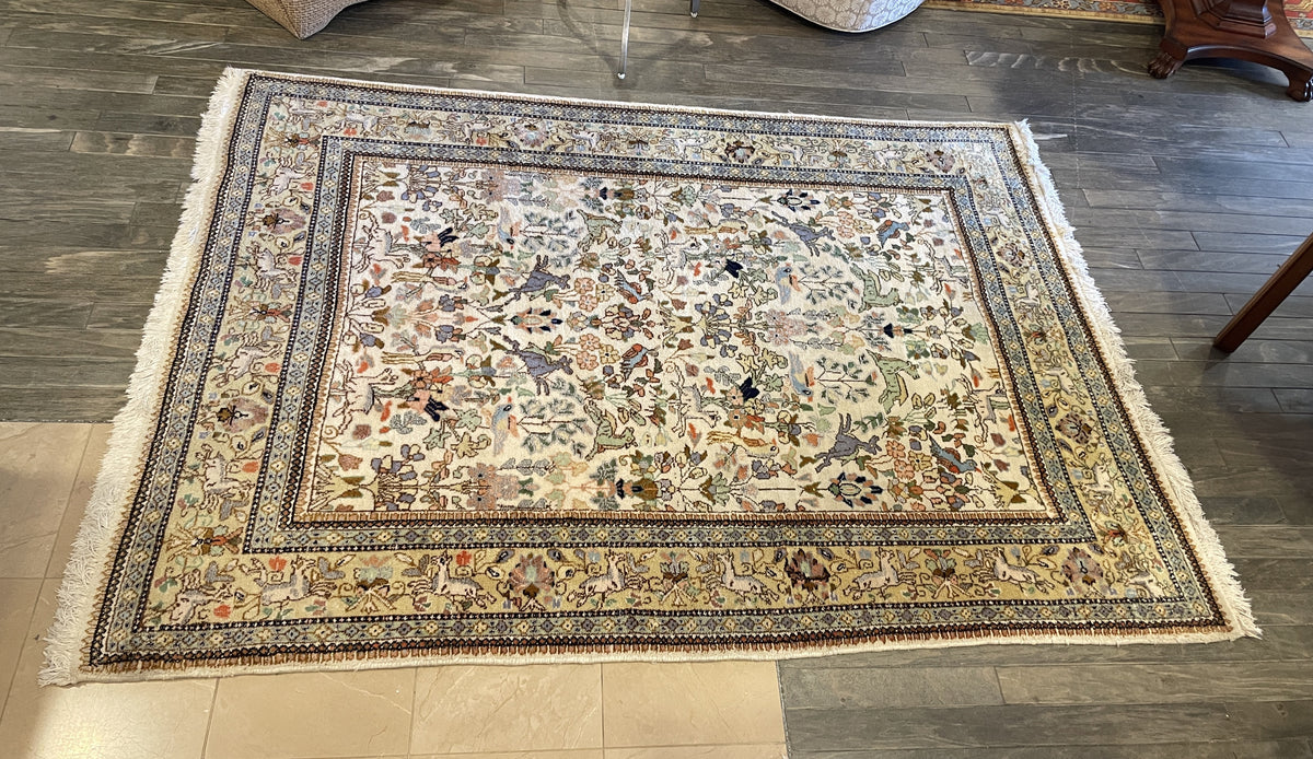 Vintage Taba Tabriz Woodland Animals Hand Knotted Rug (4'10x6'7) (0PO001)
