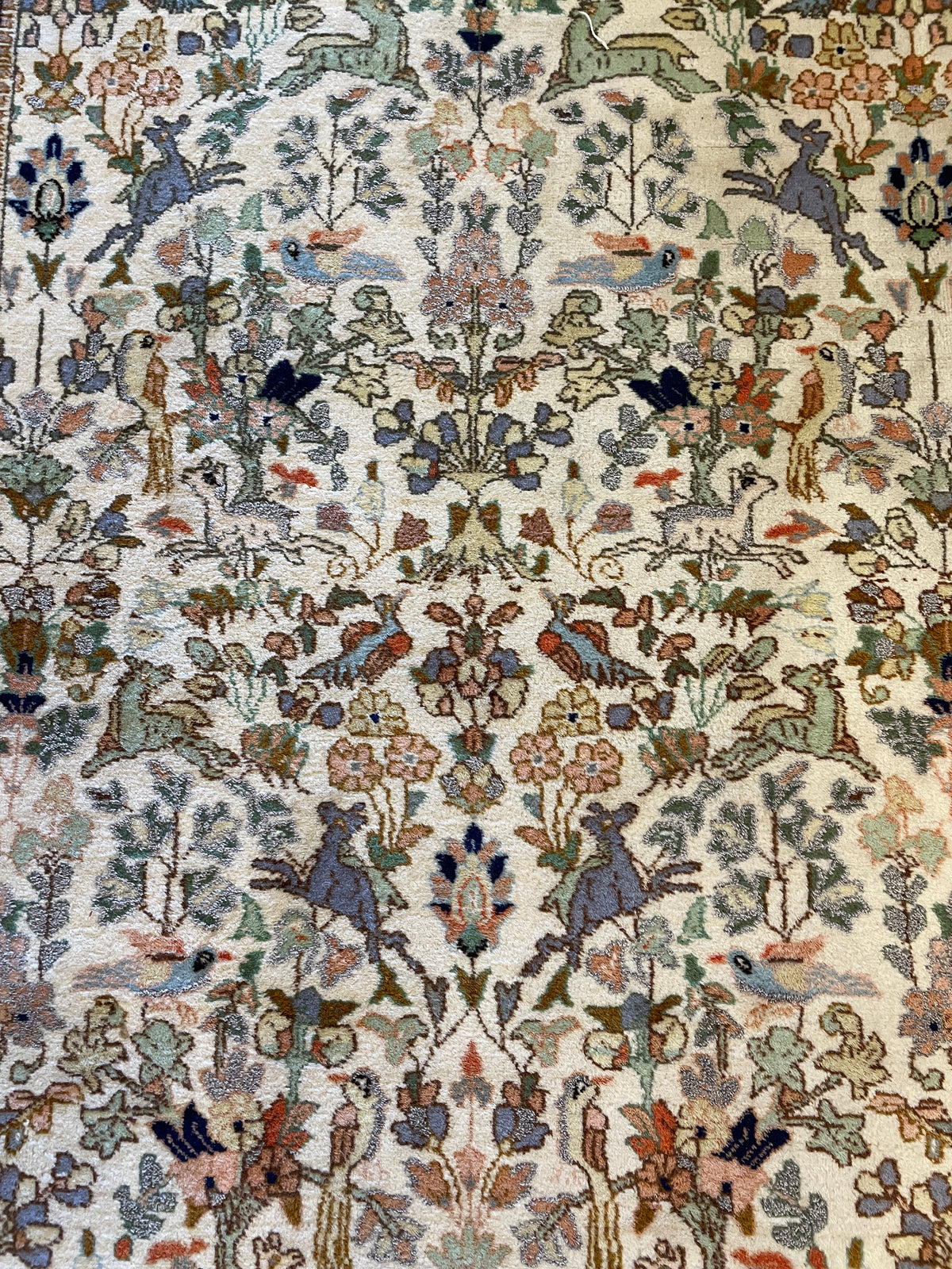 Vintage Taba Tabriz Woodland Animals Hand Knotted Rug (4'10x6'7) (0PO001)