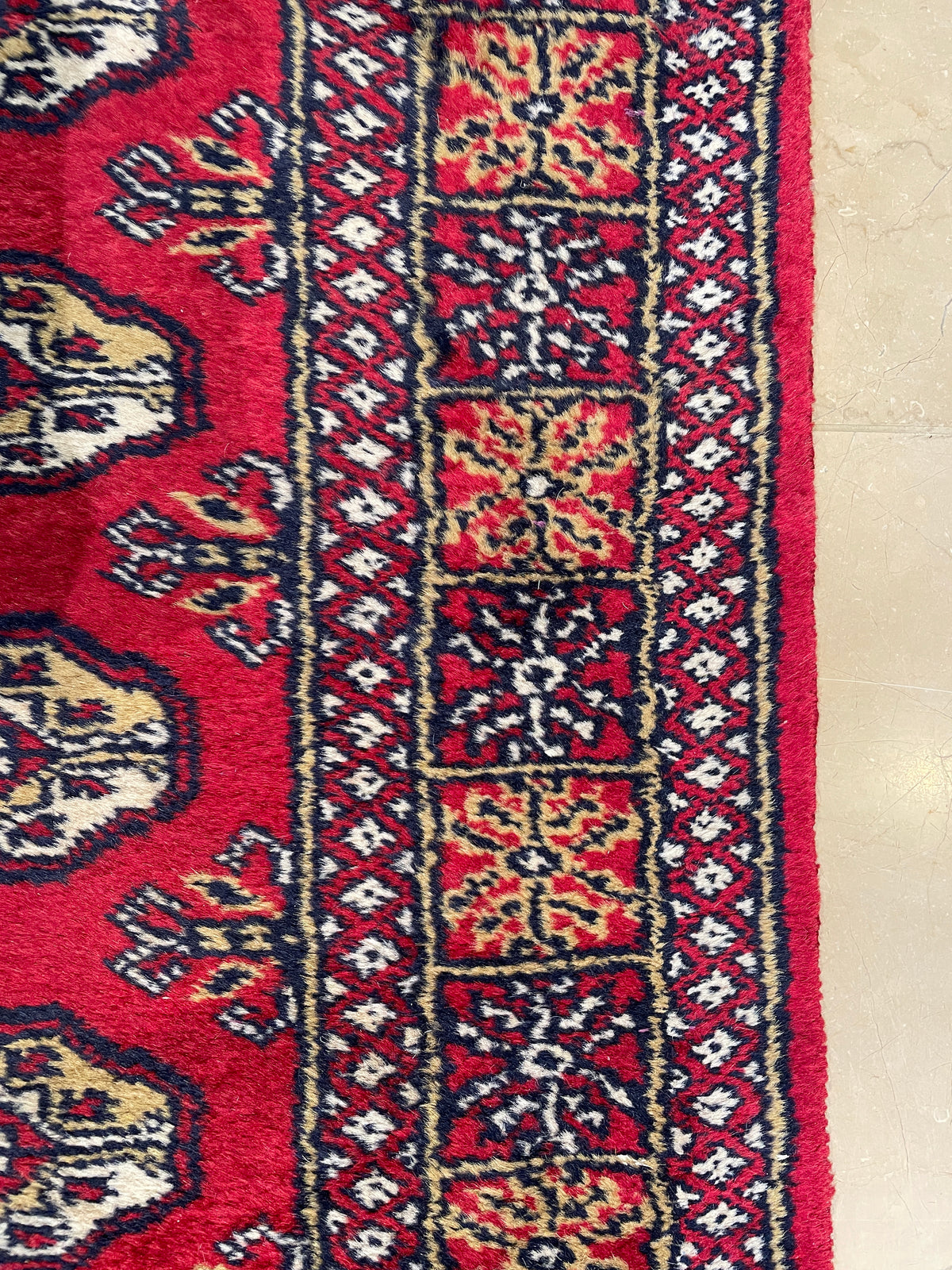Hand Knotted Bokhara Runner in Red (11'3x3'1) (0PO002)