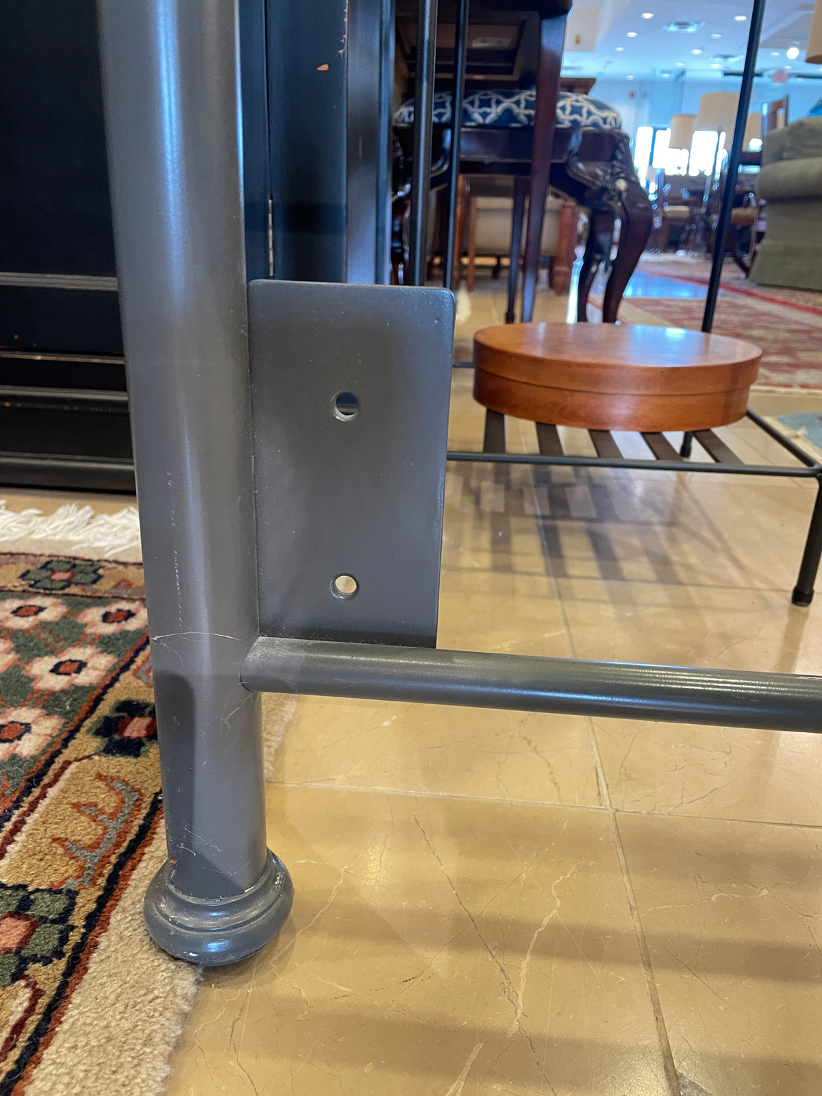 King Metal Bed in Dark Gray Finish (0EQ003)