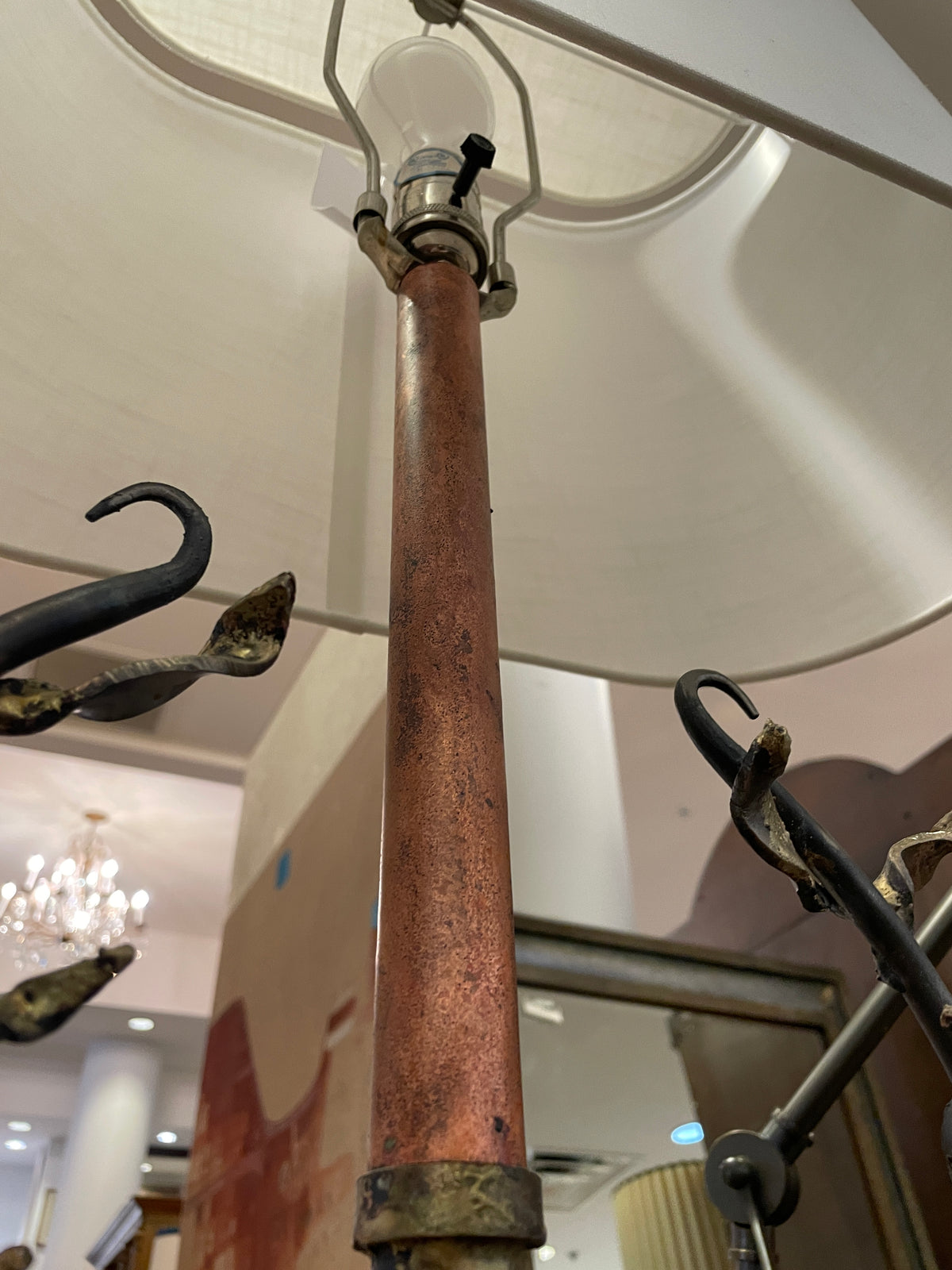 Iron Laurel Floor Lamp (051004)
