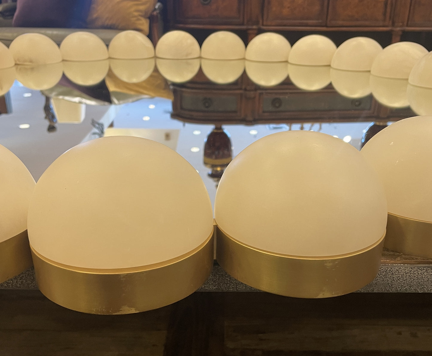 Baker Luxe Pearl Mirror with Alabaster Cabochons (0I9001)