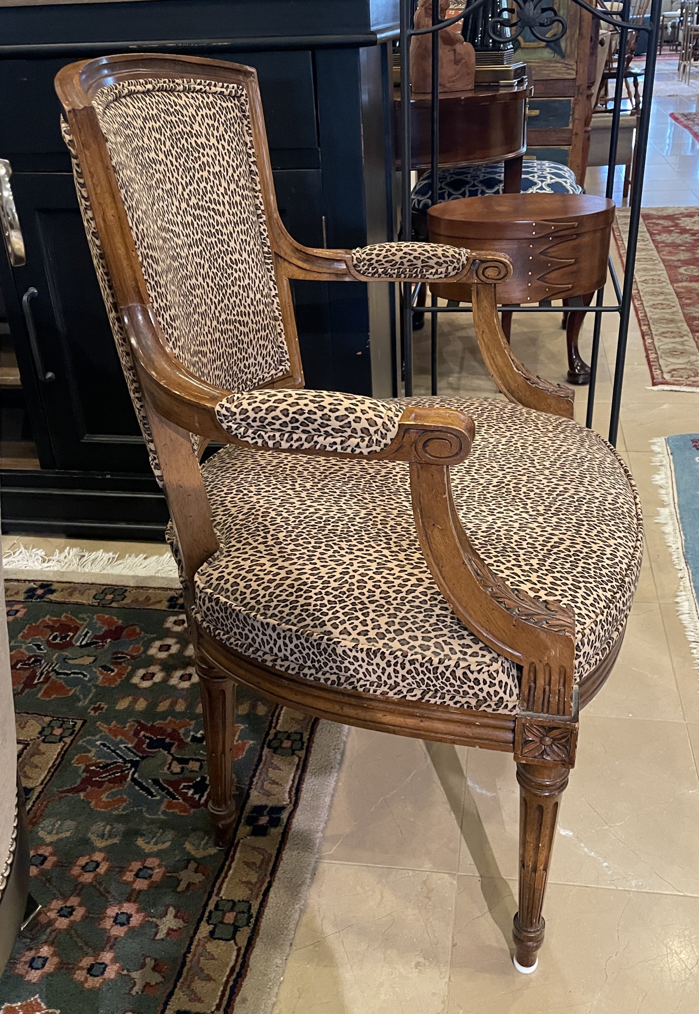 Vintage Leopard Occassional Chair (0MJ00J) – The Perfect Thing