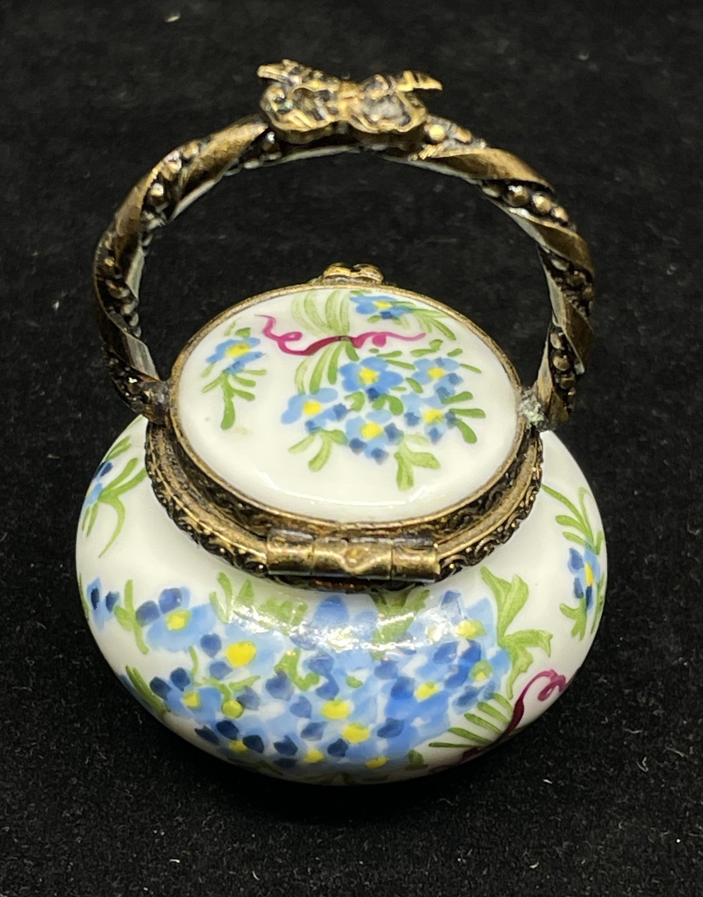 Limoges Trinket Box Floral Basket (0IB00C)