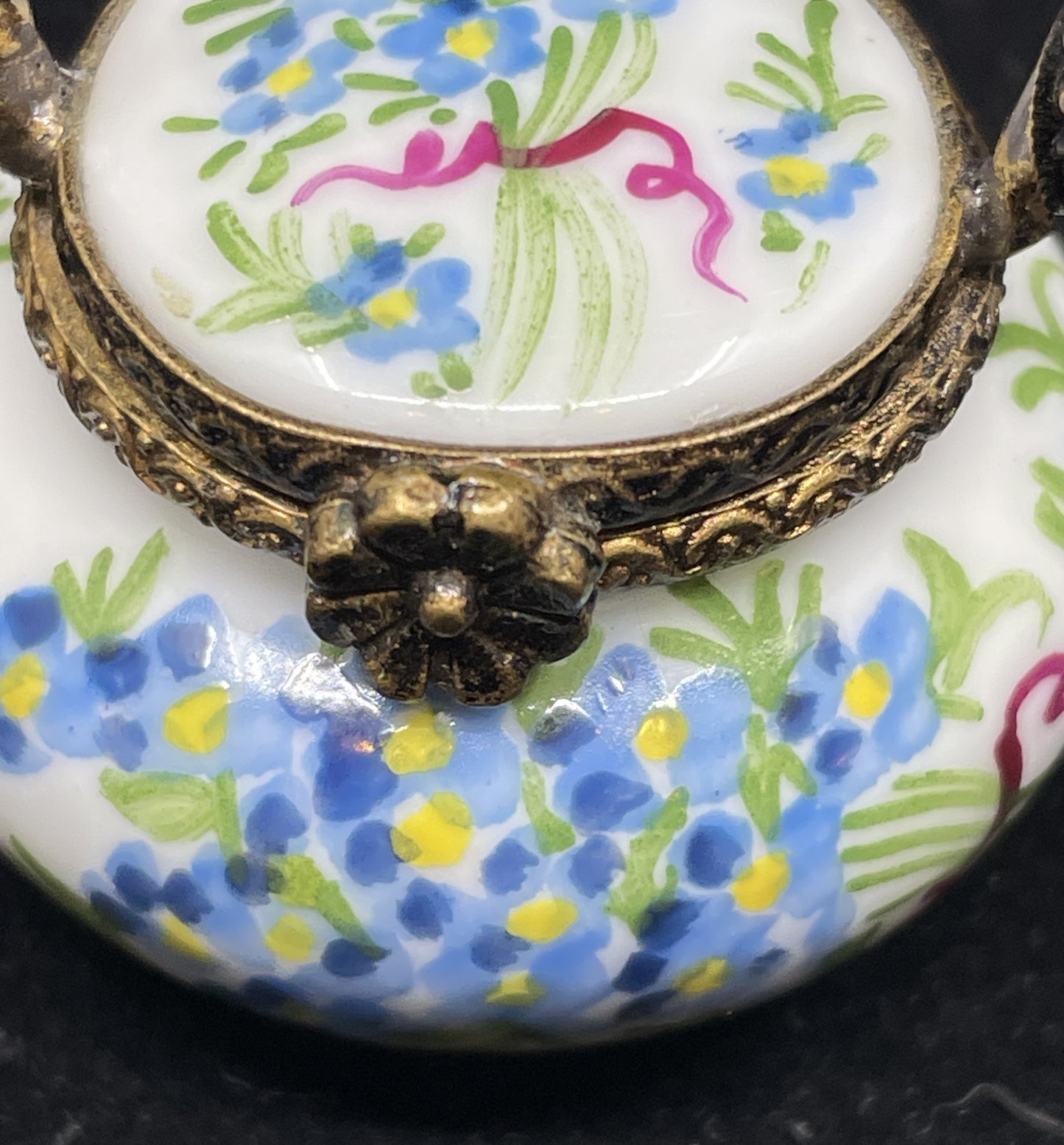 Limoges Trinket Box Floral Basket (0IB00C)