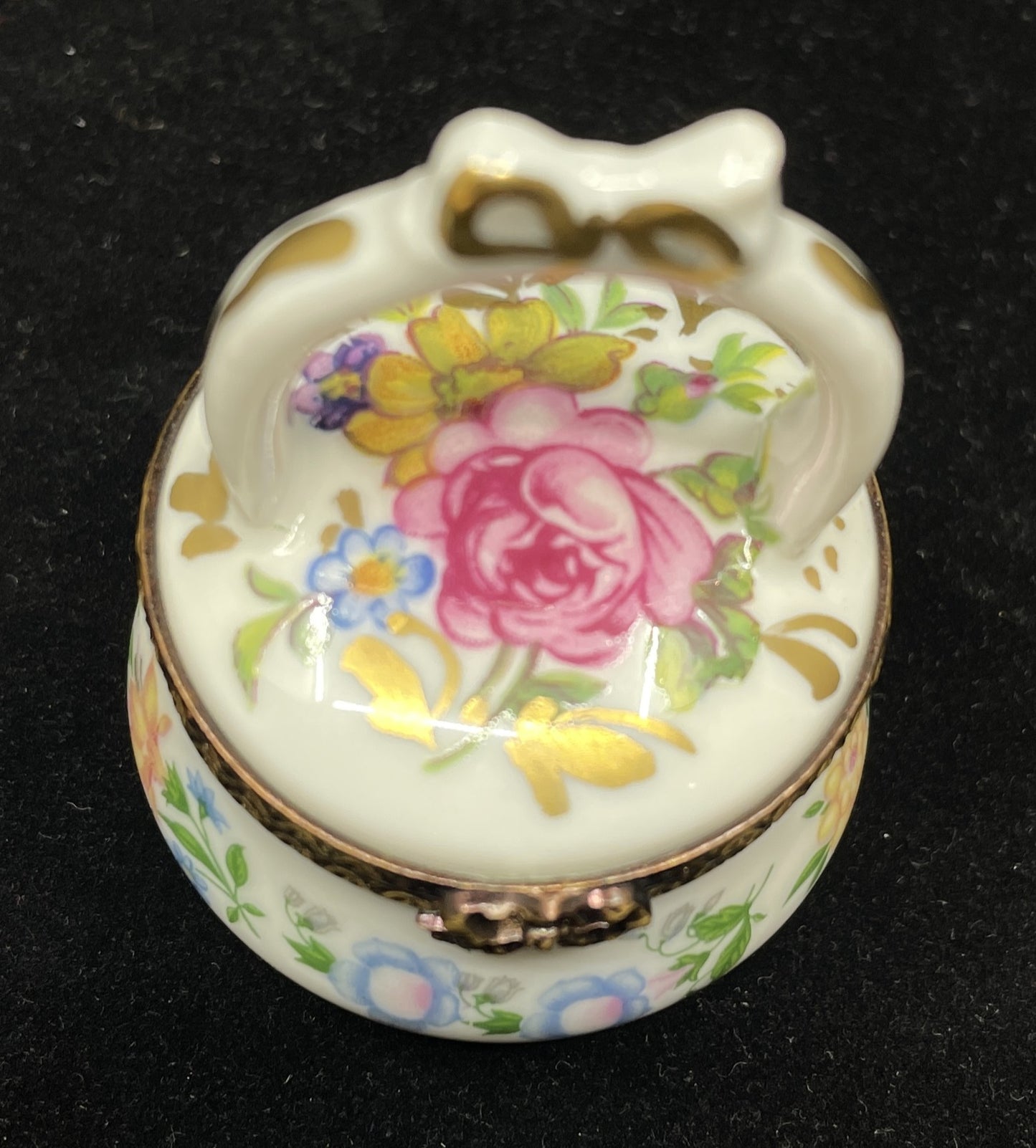 Limoges Trinket Box Floral Basket (0IB00C)