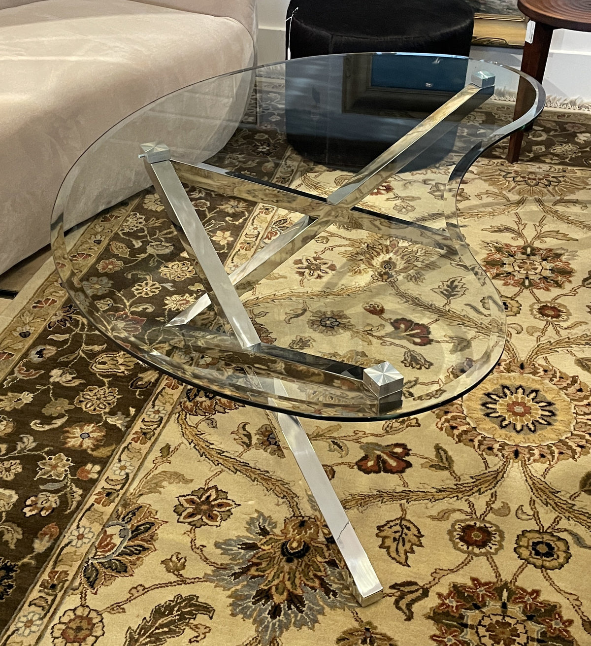 Kidney Shaped Glass and Chrome Coffee Table (0PP001)