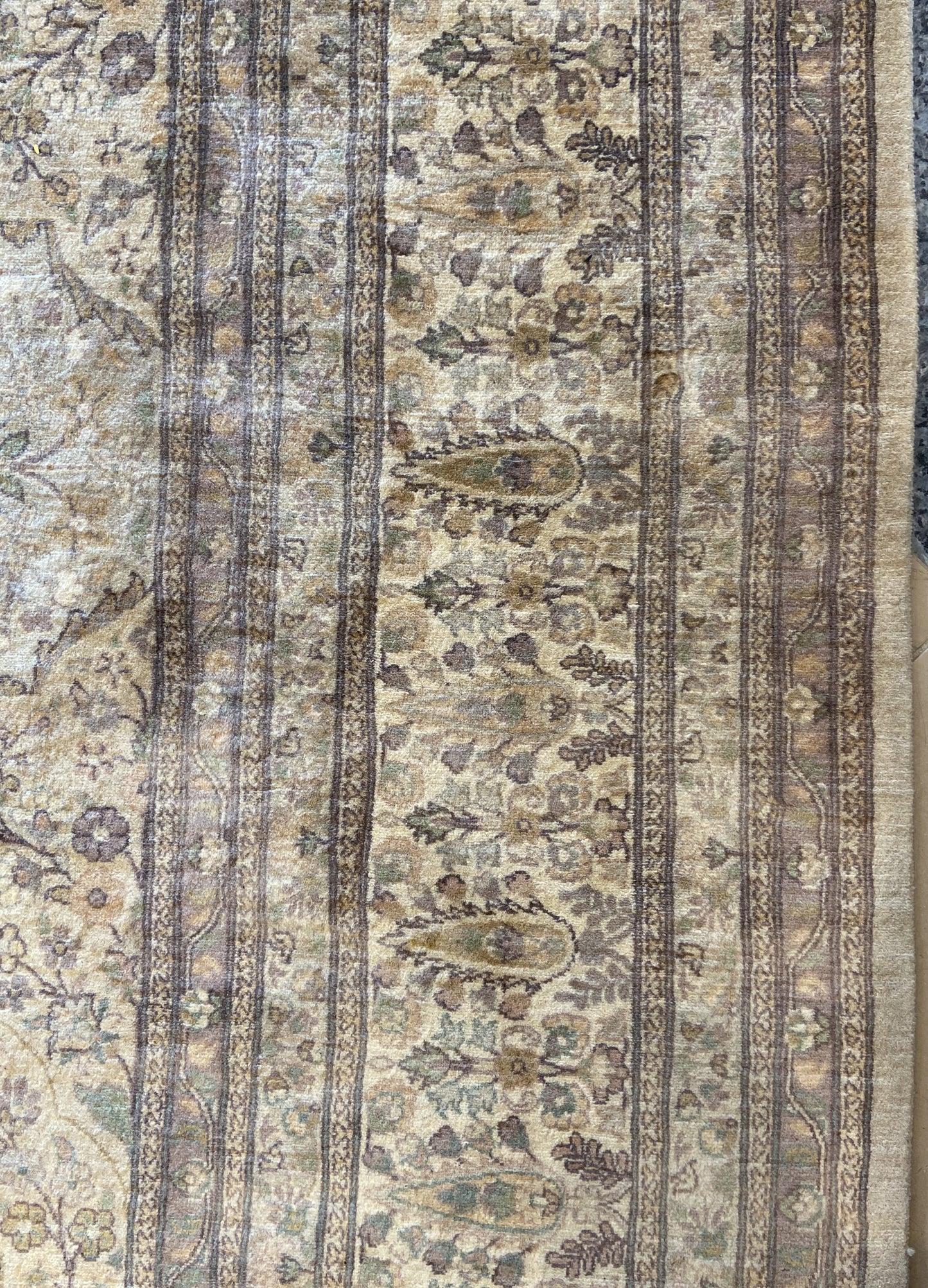 Hand Knotted Neutral Floral Rug (12x9) (L86BTD)