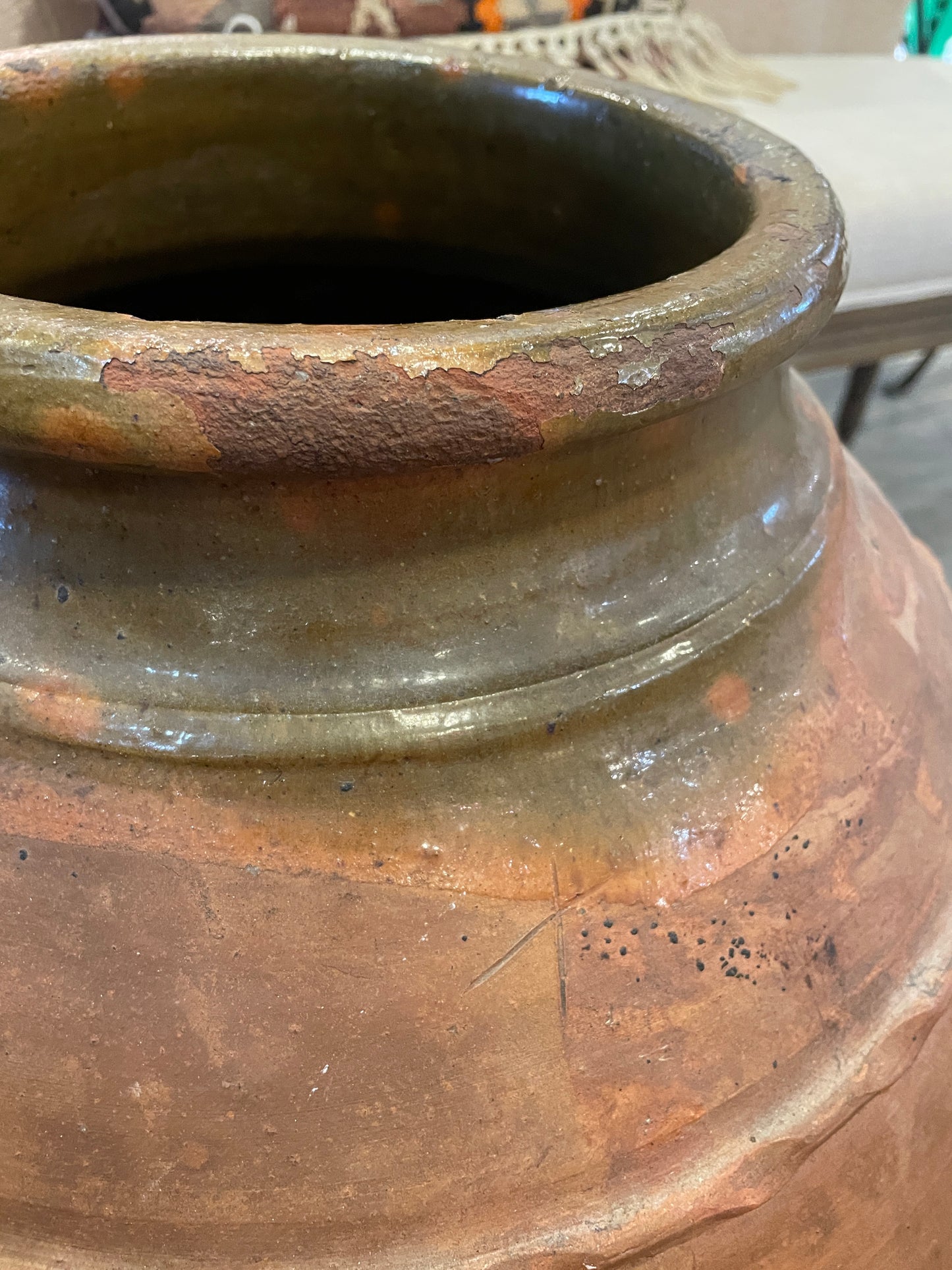 Antique Italian Olive Oil Vessel, extra large (0JL00E)