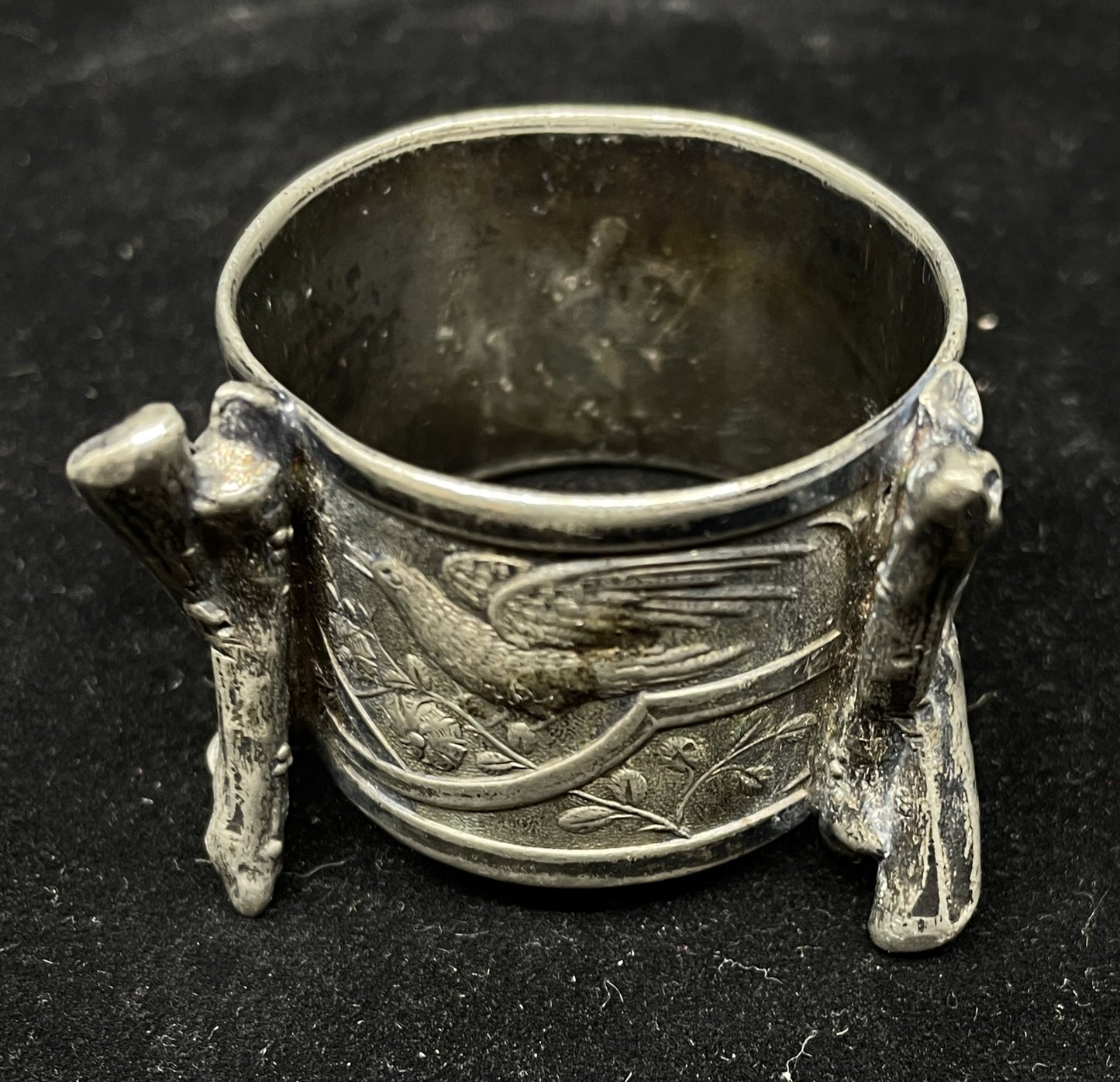 Antique Silverplate Angel Napkin Ring (0IB005)