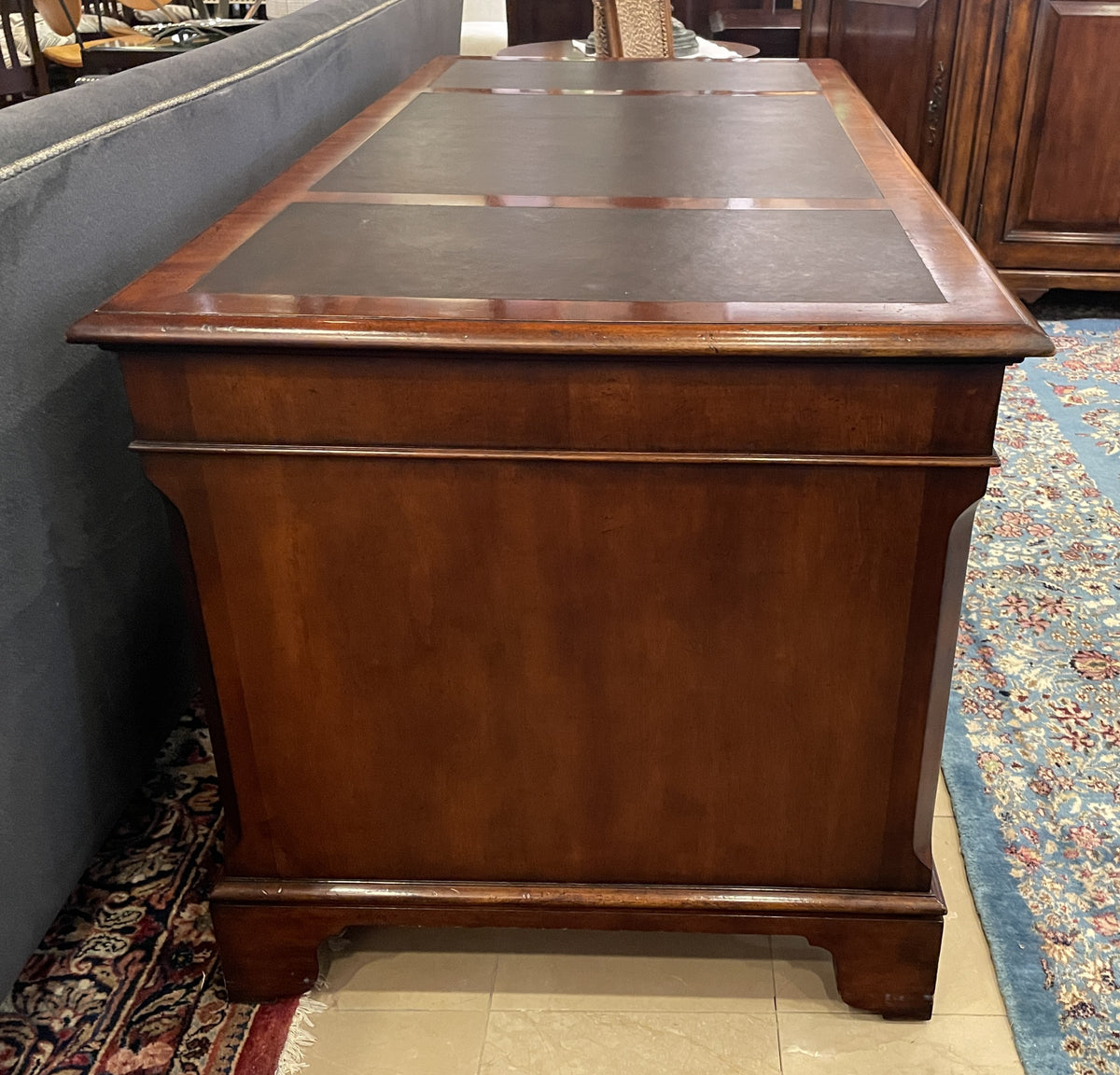Baker Executive Desk, AS IS (0PQ00F)