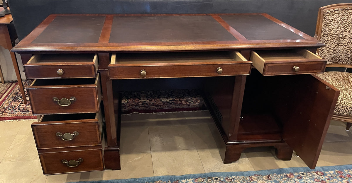 Baker Executive Desk, AS IS (0PQ00F)