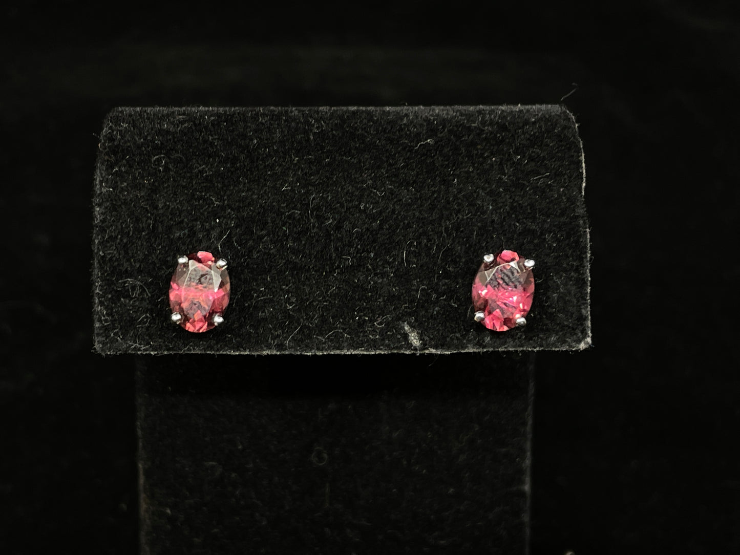 Pink Tourmaline Earrings in 14K white gold (09B00C)
