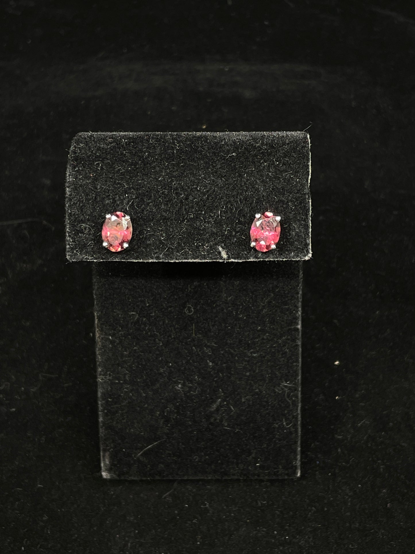Pink Tourmaline Earrings in 14K white gold (09B00C)