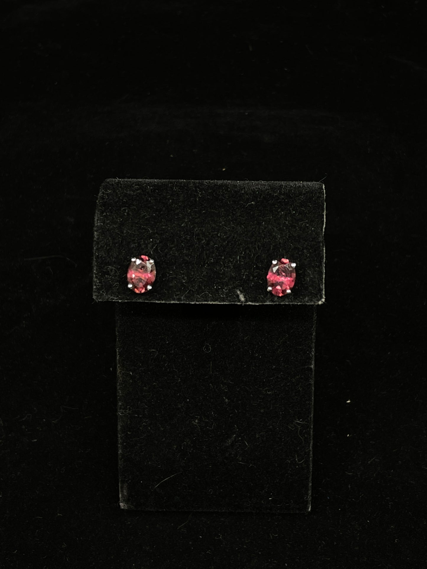 Pink Tourmaline Earrings in 14K white gold (09B00C)